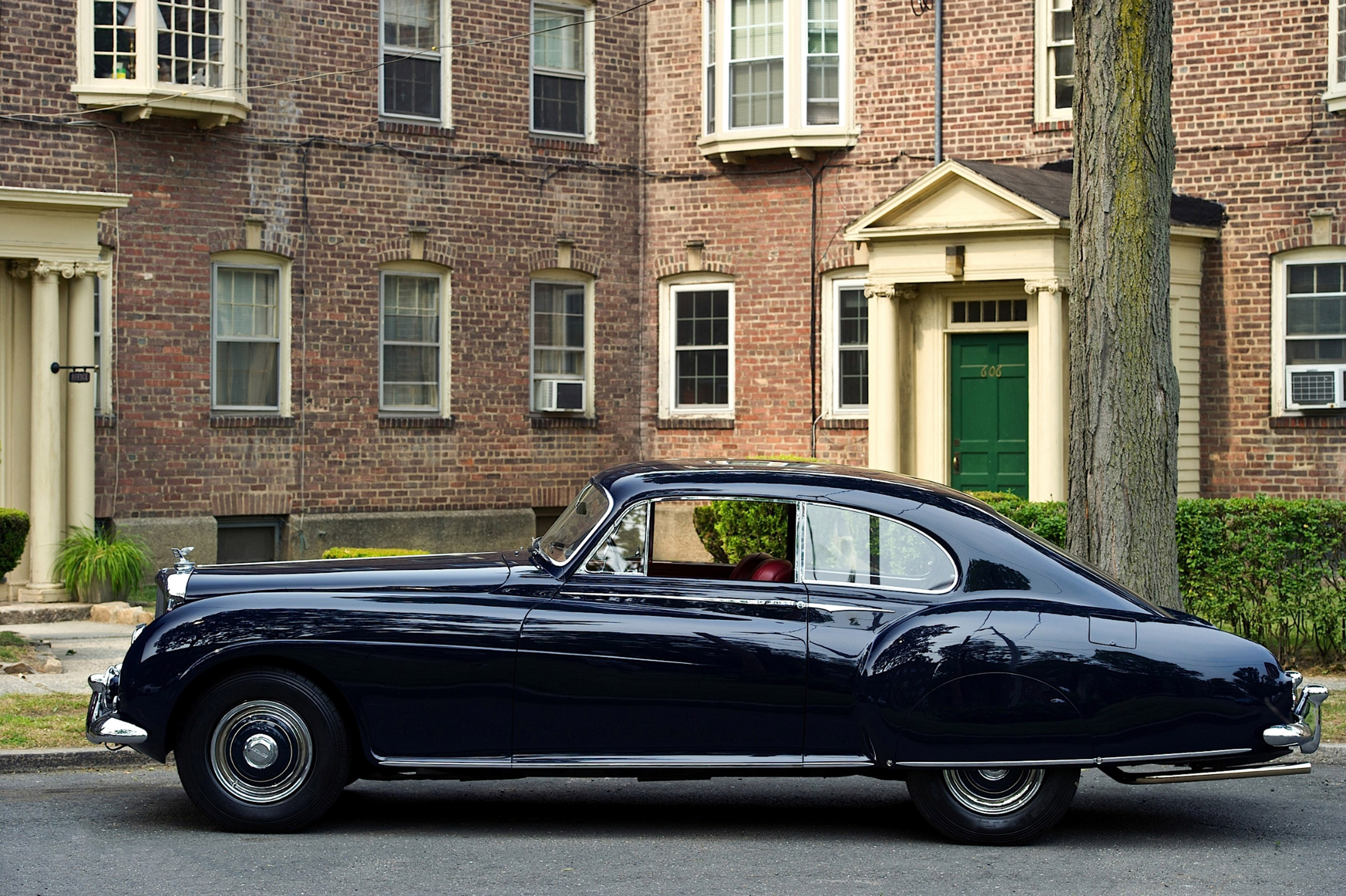 Historical Bentley Vehicles Will Be Exposed At 2015