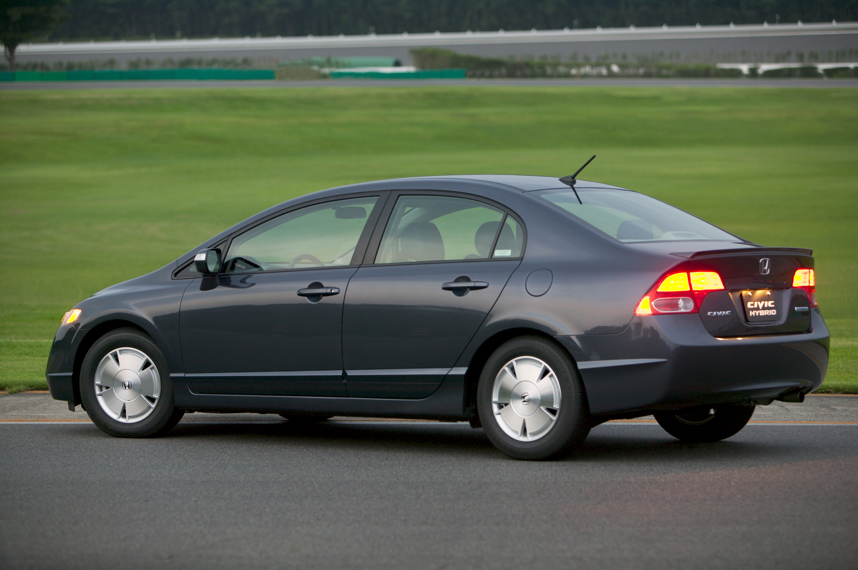 Honda Civic Hybrid Makes Hollywood Film Debut