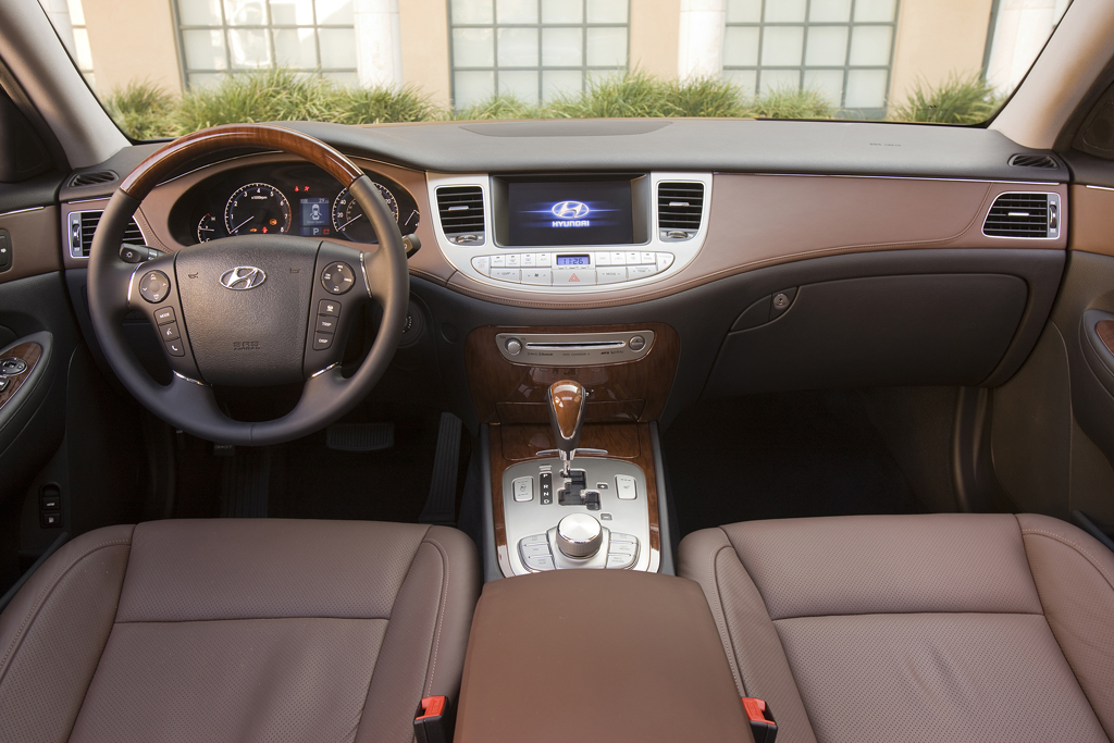Hyundai Genesis Sedan 2009 Hyundai Genesis Sedan 2010. Hyundai Genesis Sedan 2009