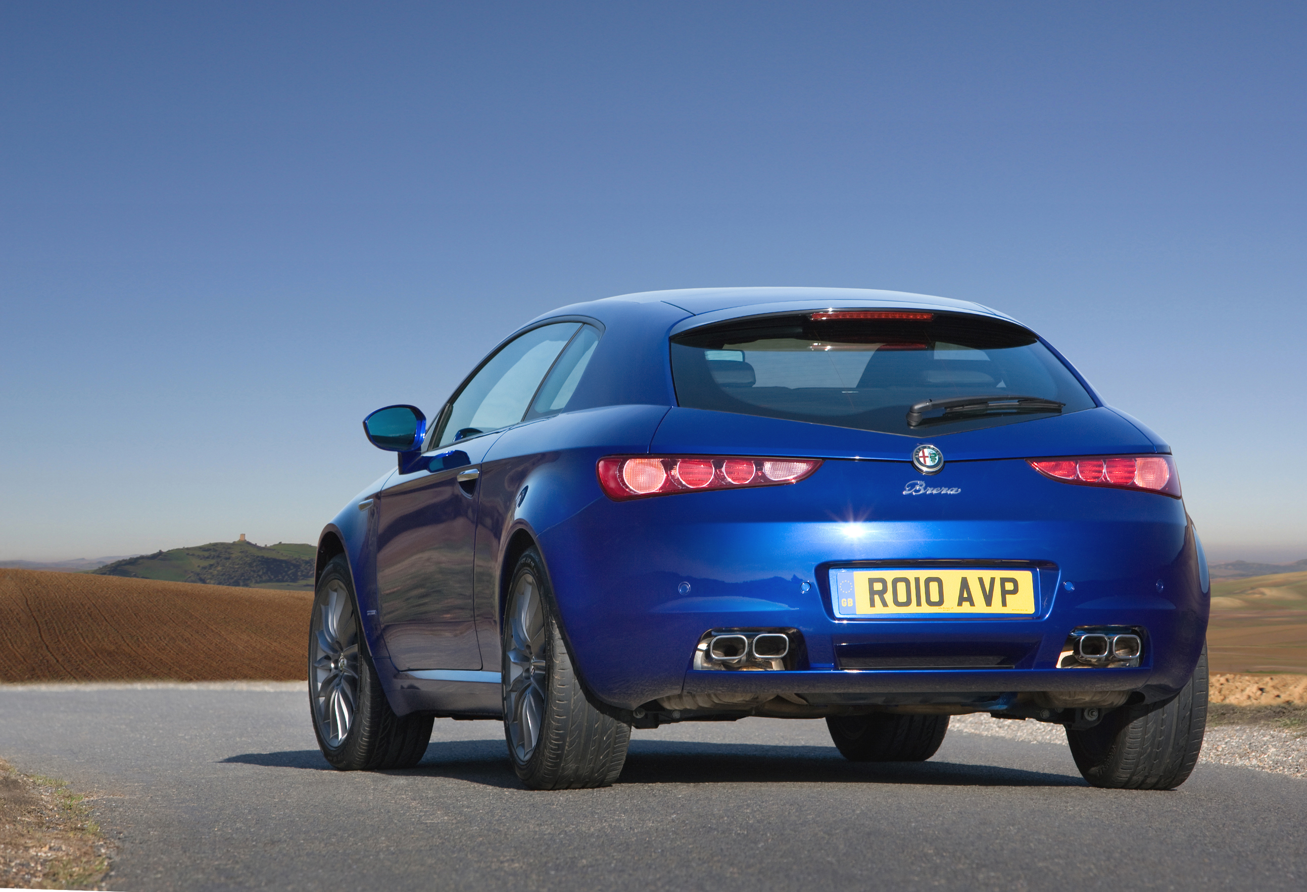 Alfa Romeo UK offers exclusive trim level for Brera and Spider