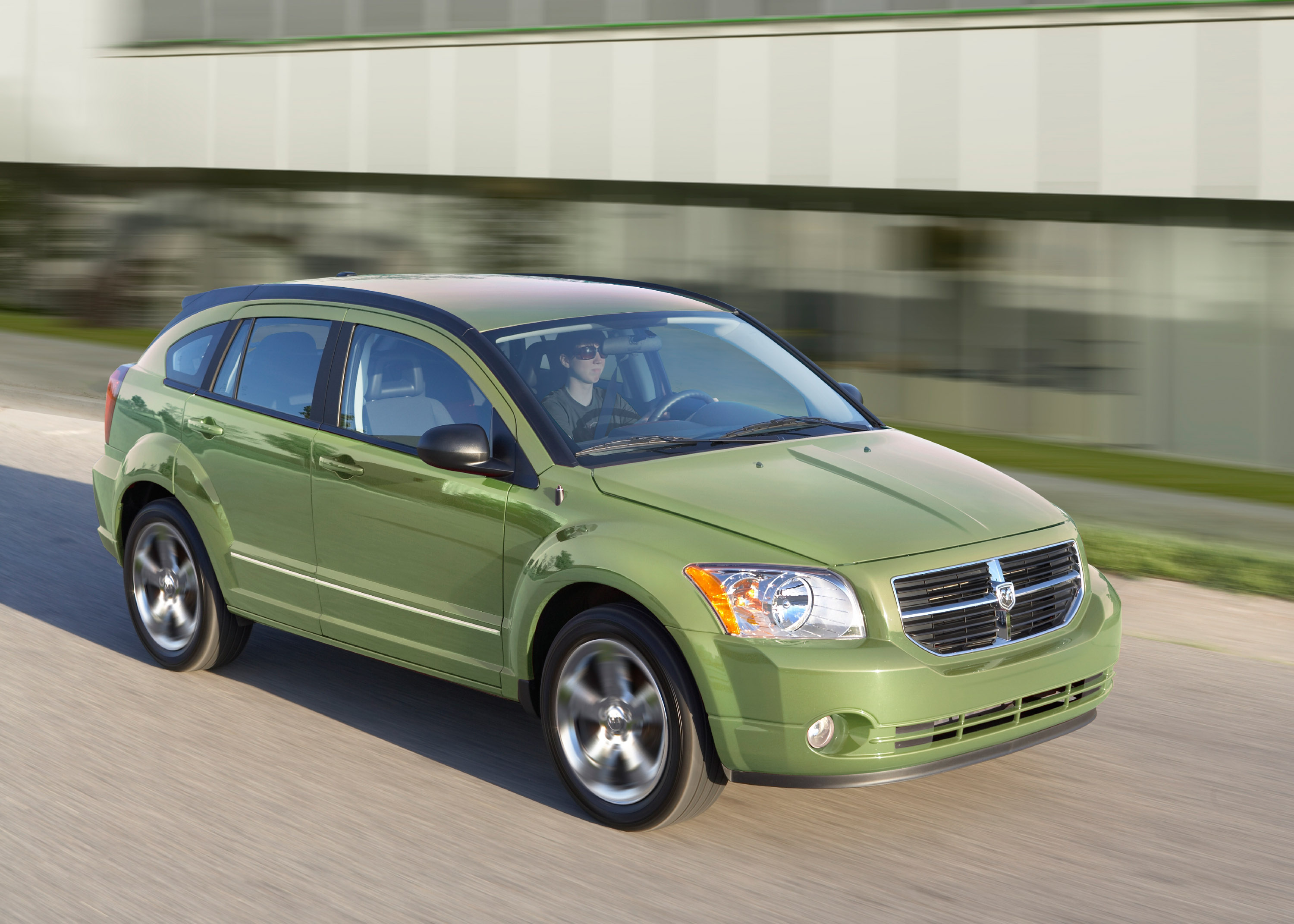 Dodge Caliber Reviews on Dodge Caliber Elite Spoilers Lsd 26 Sw1 Pw1 Lip Spoiler