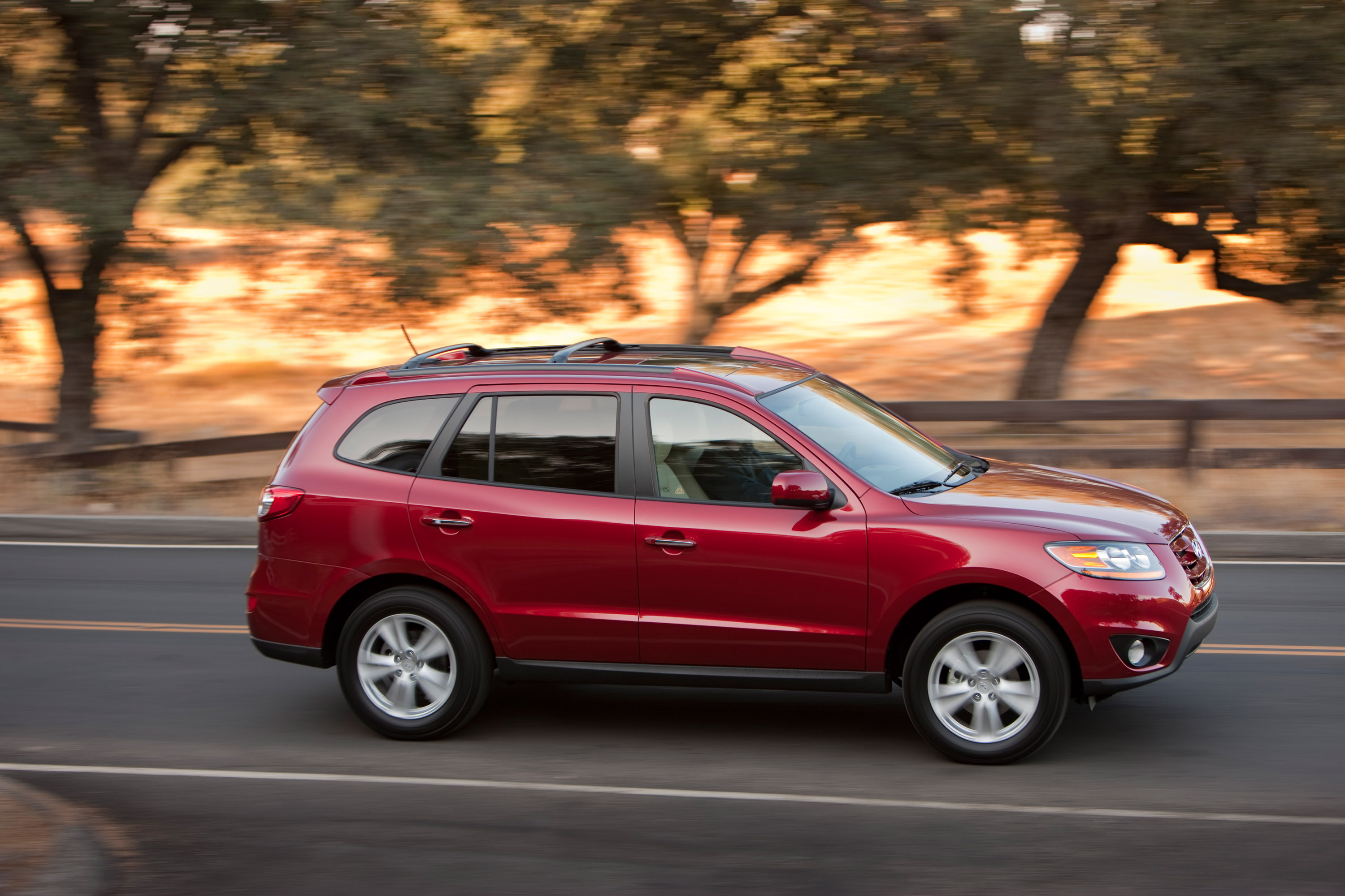 Santa Hyundai 2010 on Car Pictures     Hyundai     2010 Hyundai Santa Fe