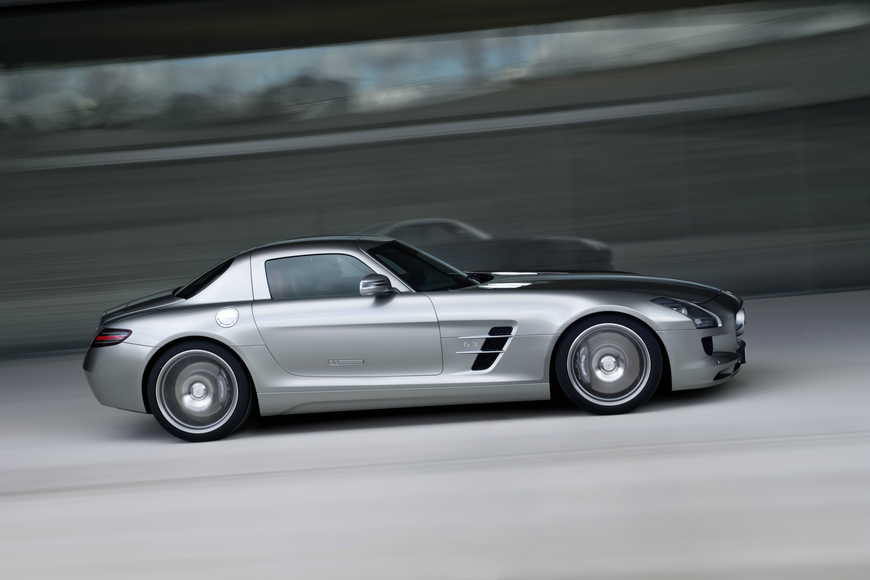 New Gullwing Mercedes