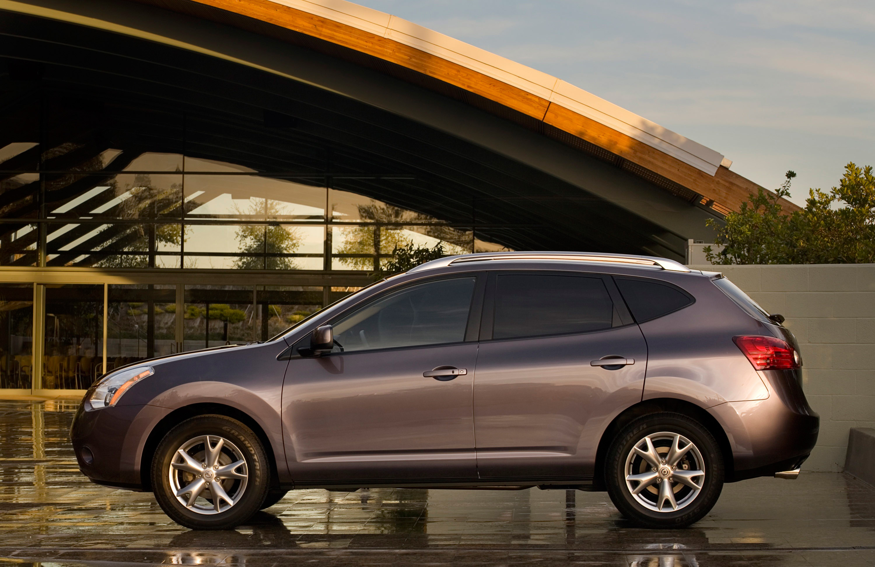 2010 nissan rogue s