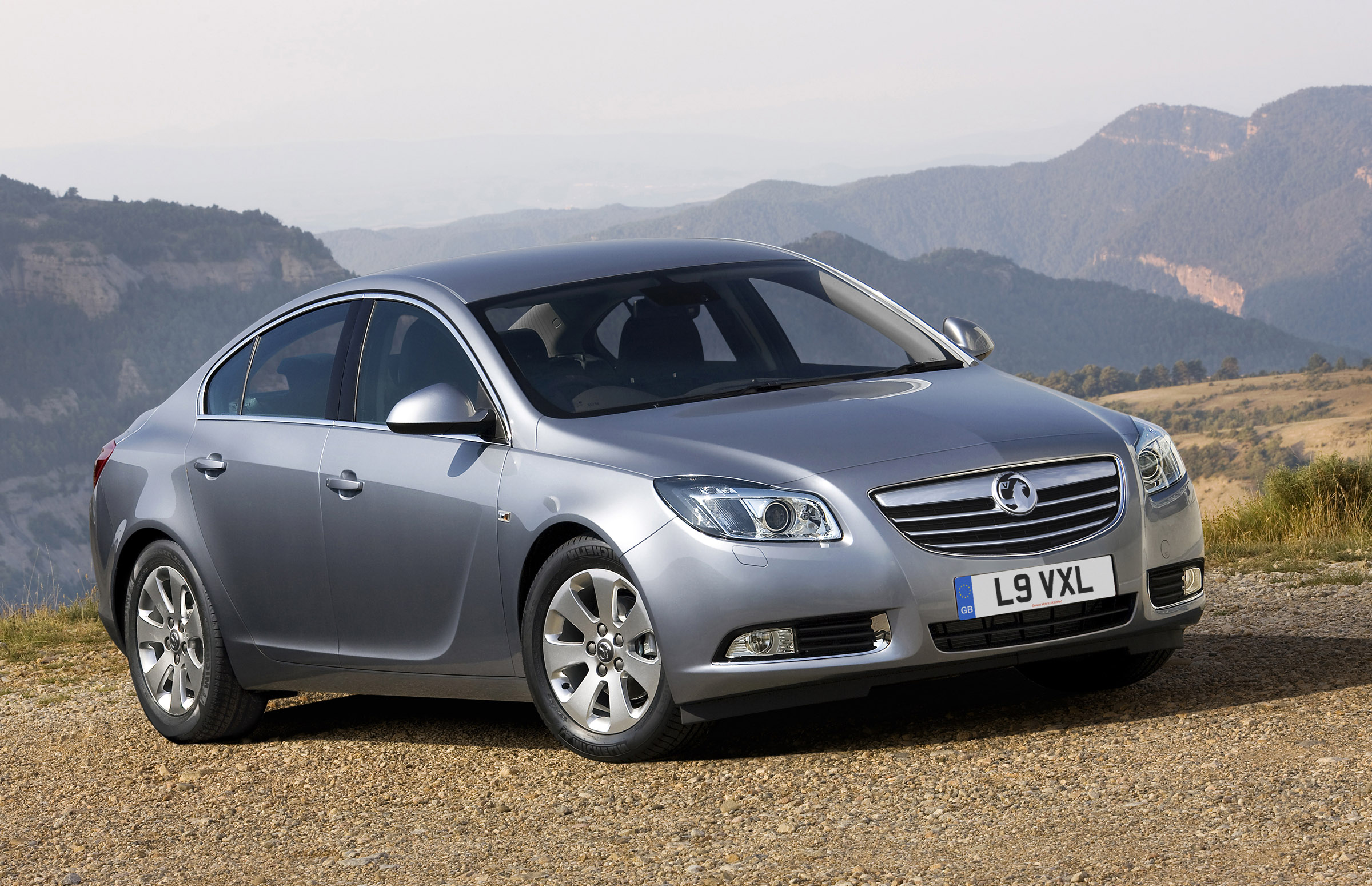 2010 opel insignia