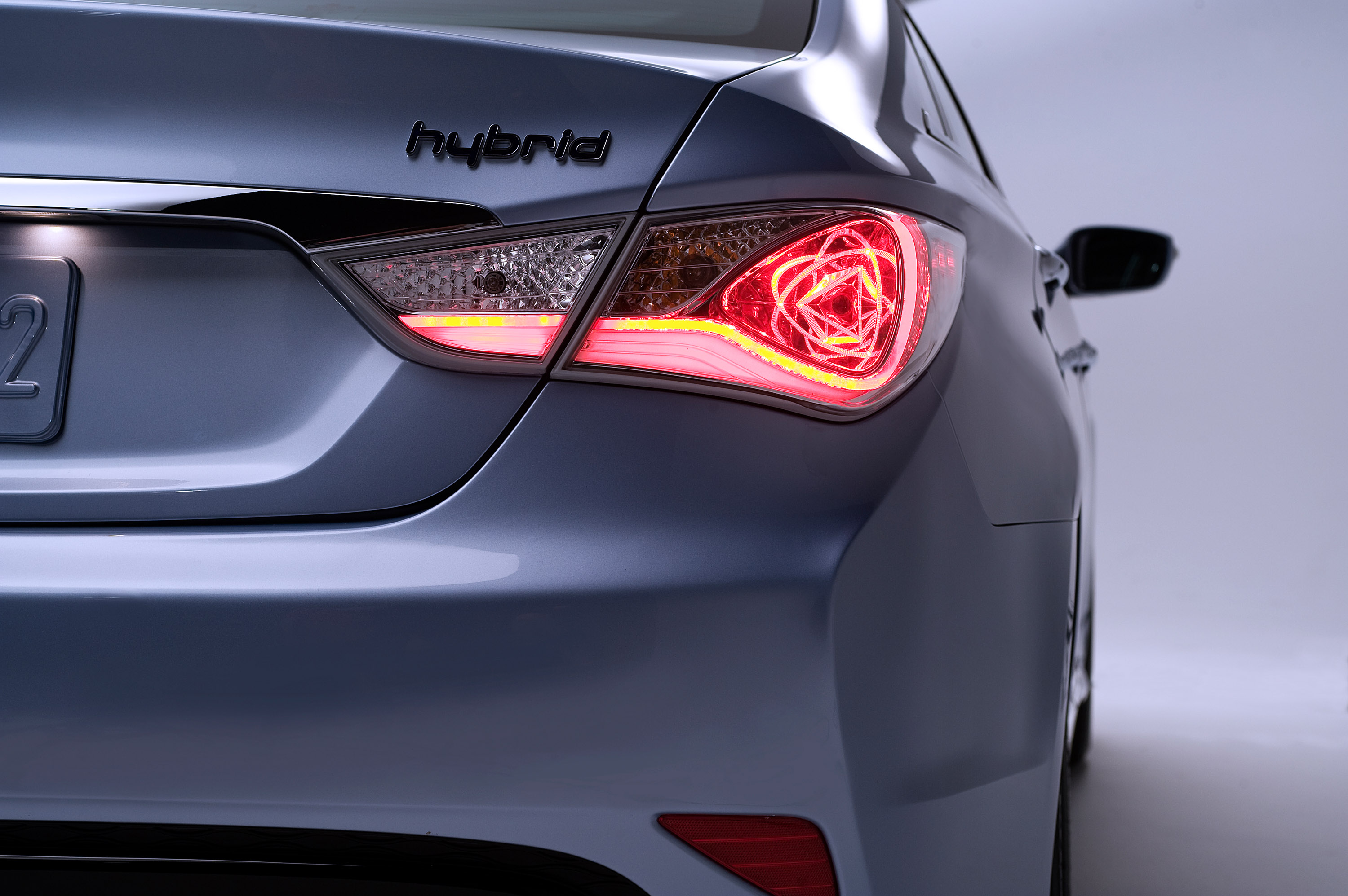 2011 Hyundai Sonata Hybrid price