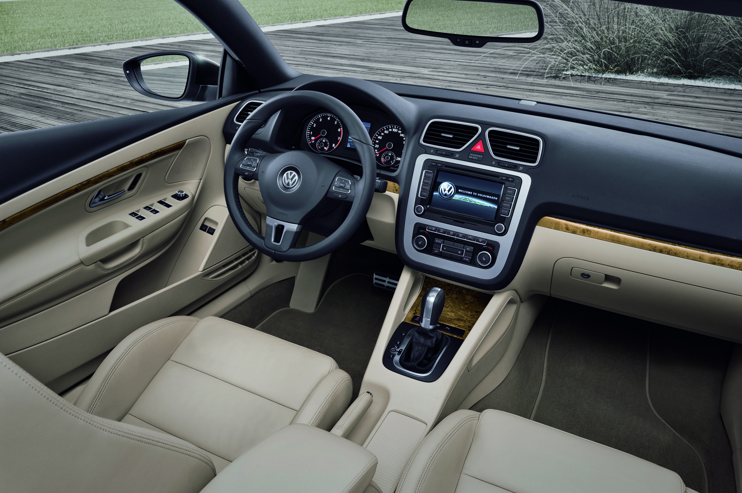 2011 Volkswagen Eos 05 Picture | High Resolution