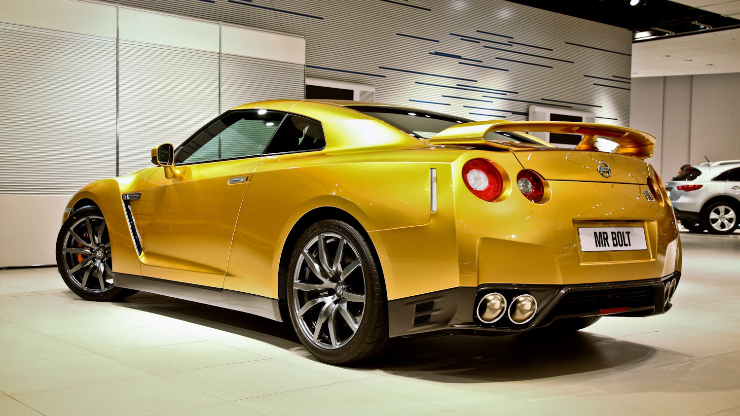 2012 Nissan Bolt GT-R to be Auctioned for Usain Bolt Foundation