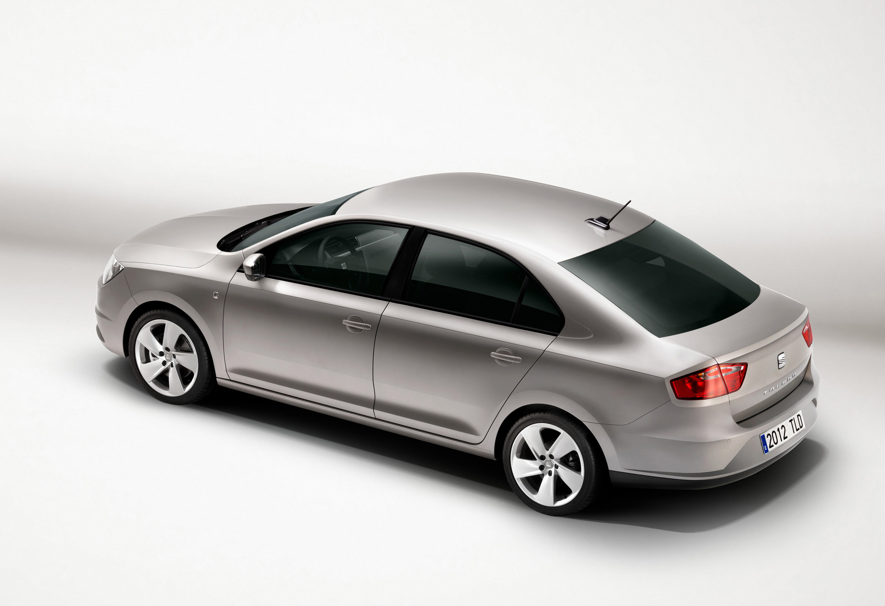 ����������� �� ������� ���������� seat toledo