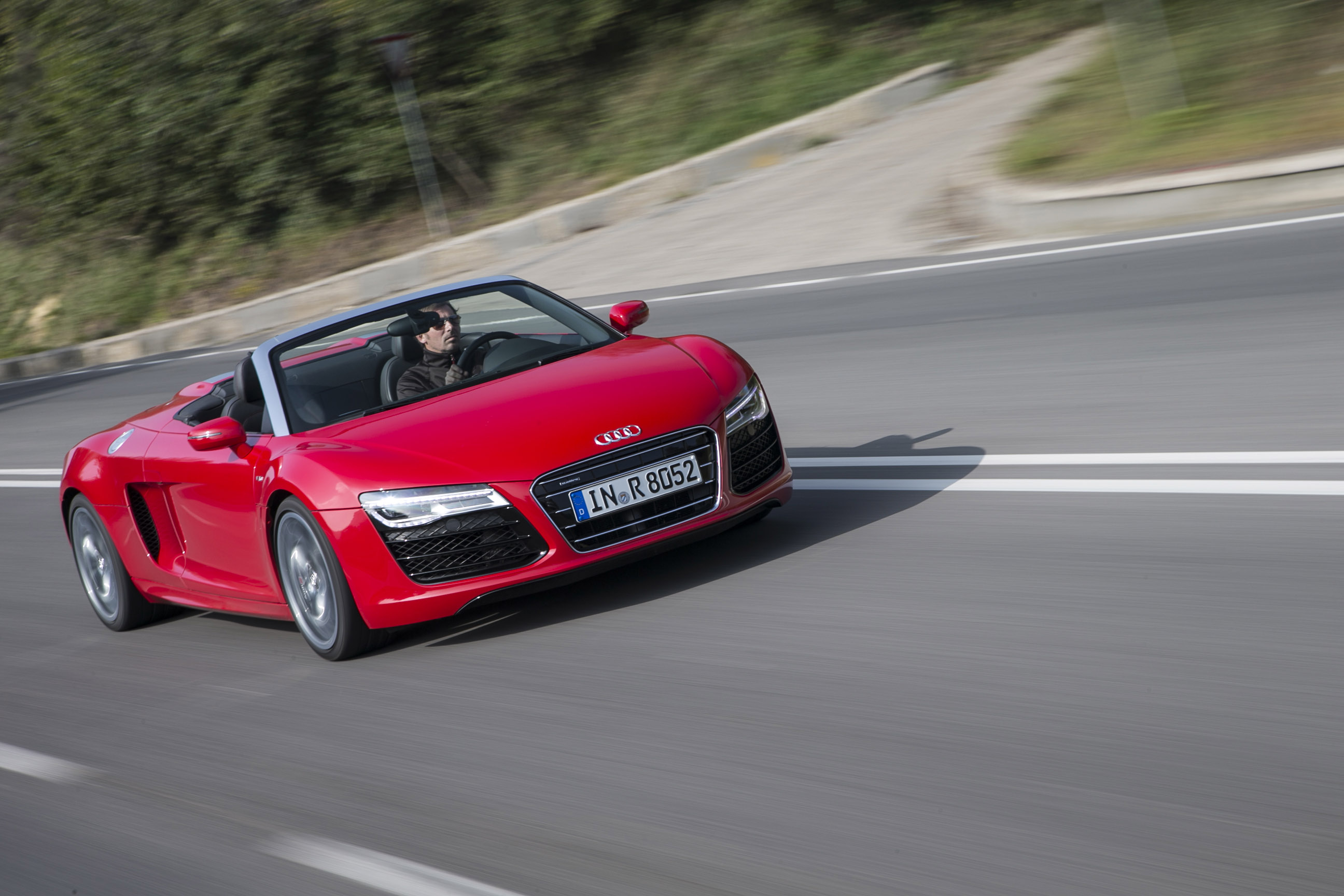 2014 Audi R8 Spyder V10 Goes Officially On Sale [VIDEO]