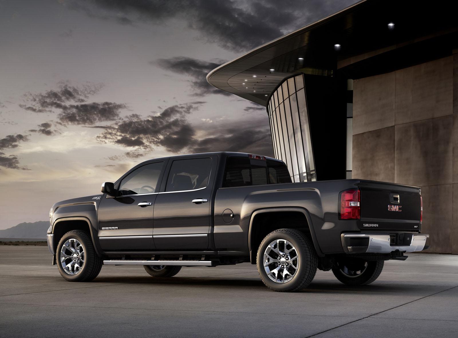 2014 GMC Sierra PickUp With Improved Aerodynamics