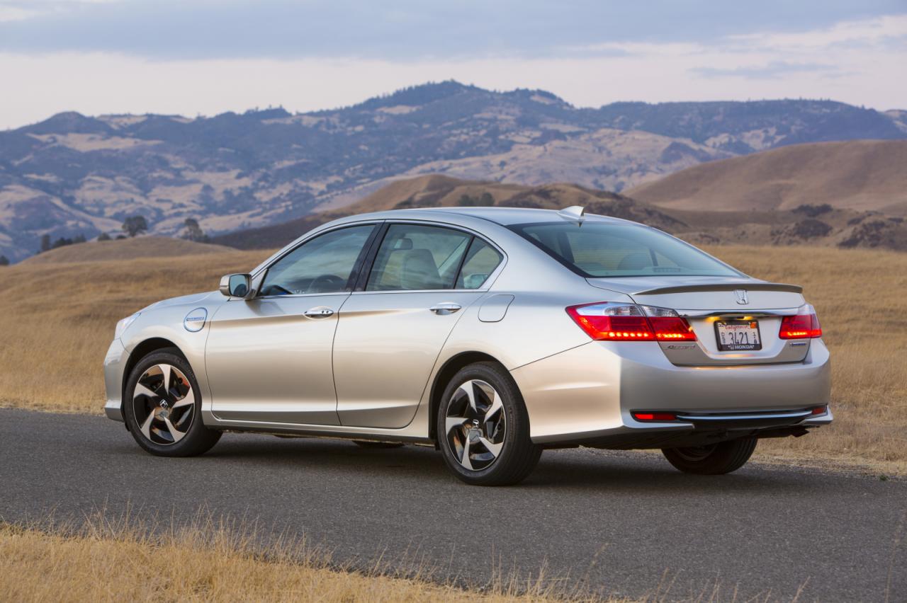 2009 Honda accord hybrid review #7