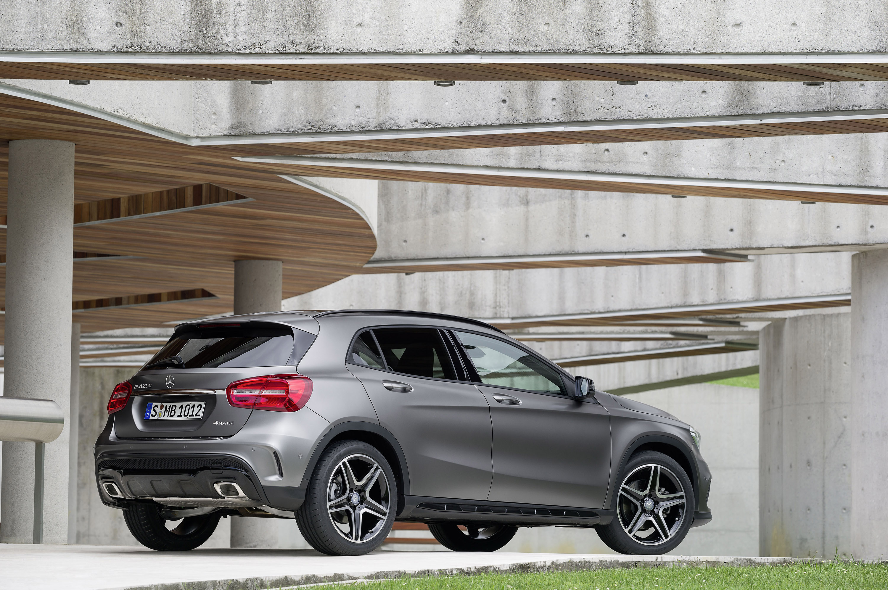 mercedes gla 2014 
