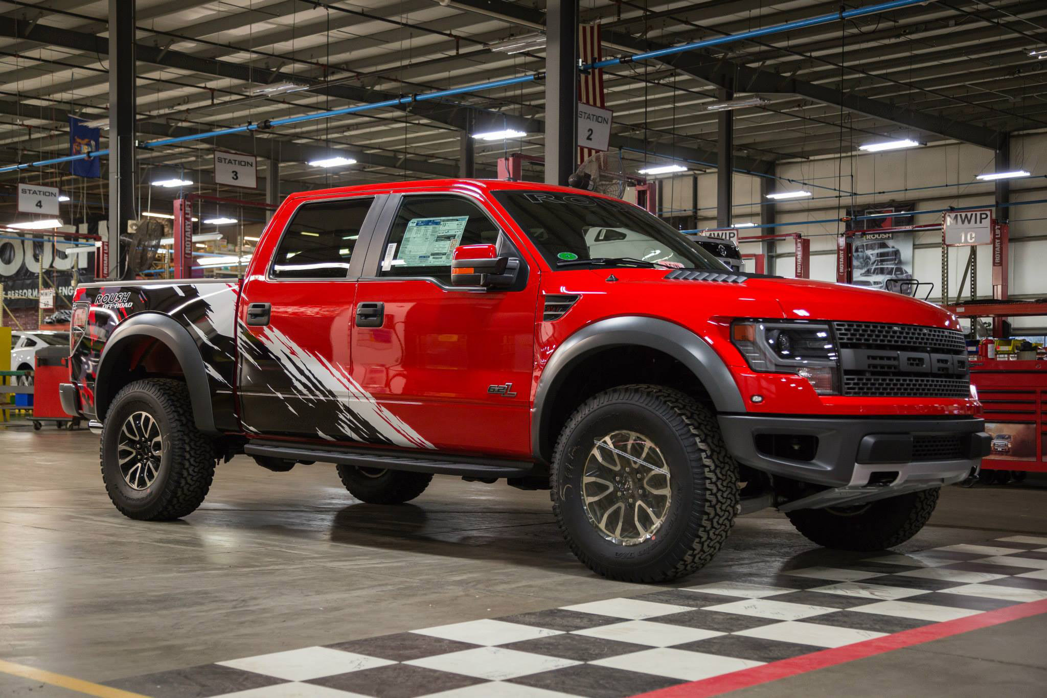 2014-roush-off-road-ford-f-150-svt-raptor-02.jpg