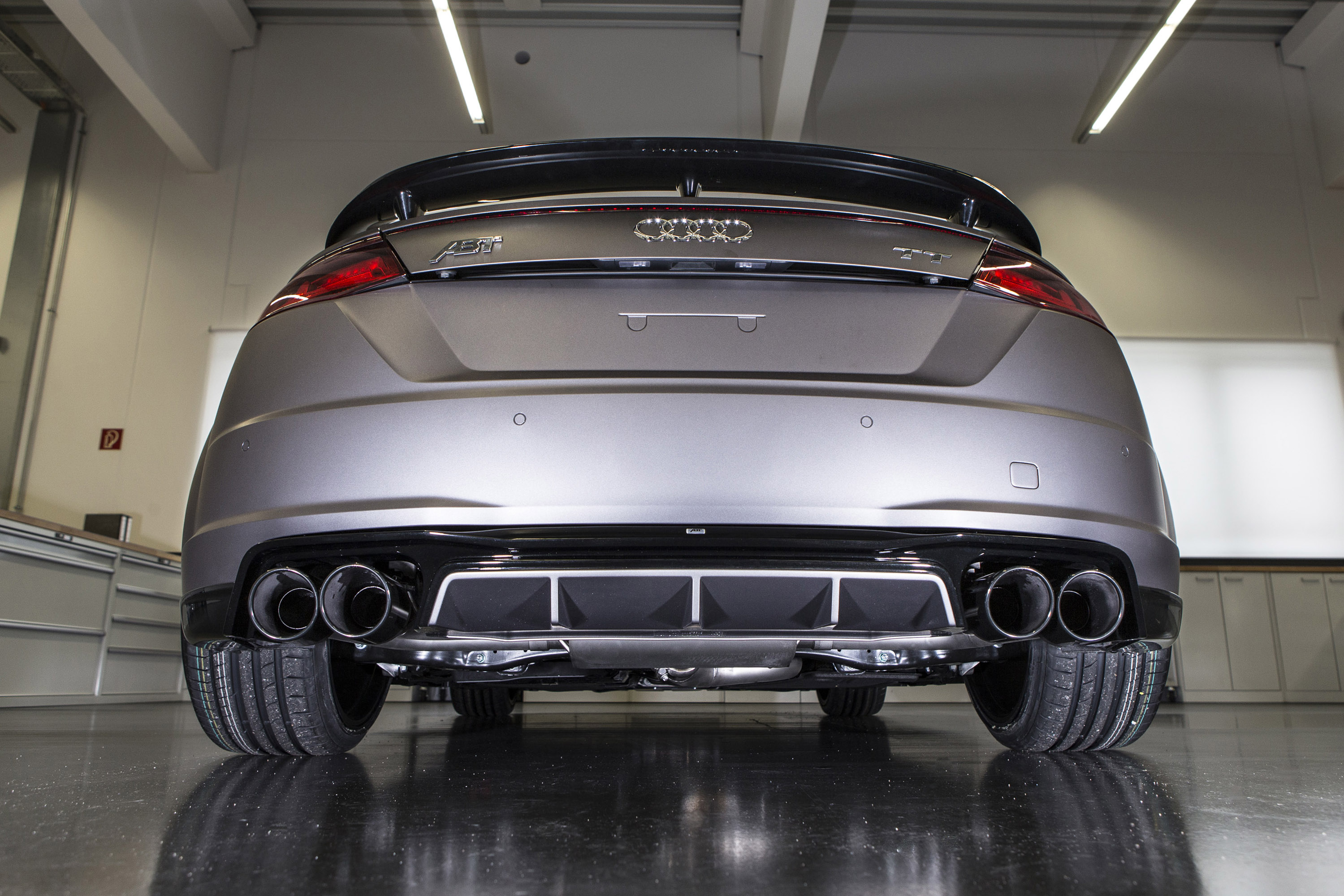 Abt Debuts 400hp Golf And Tt At The W 246 Rthersee