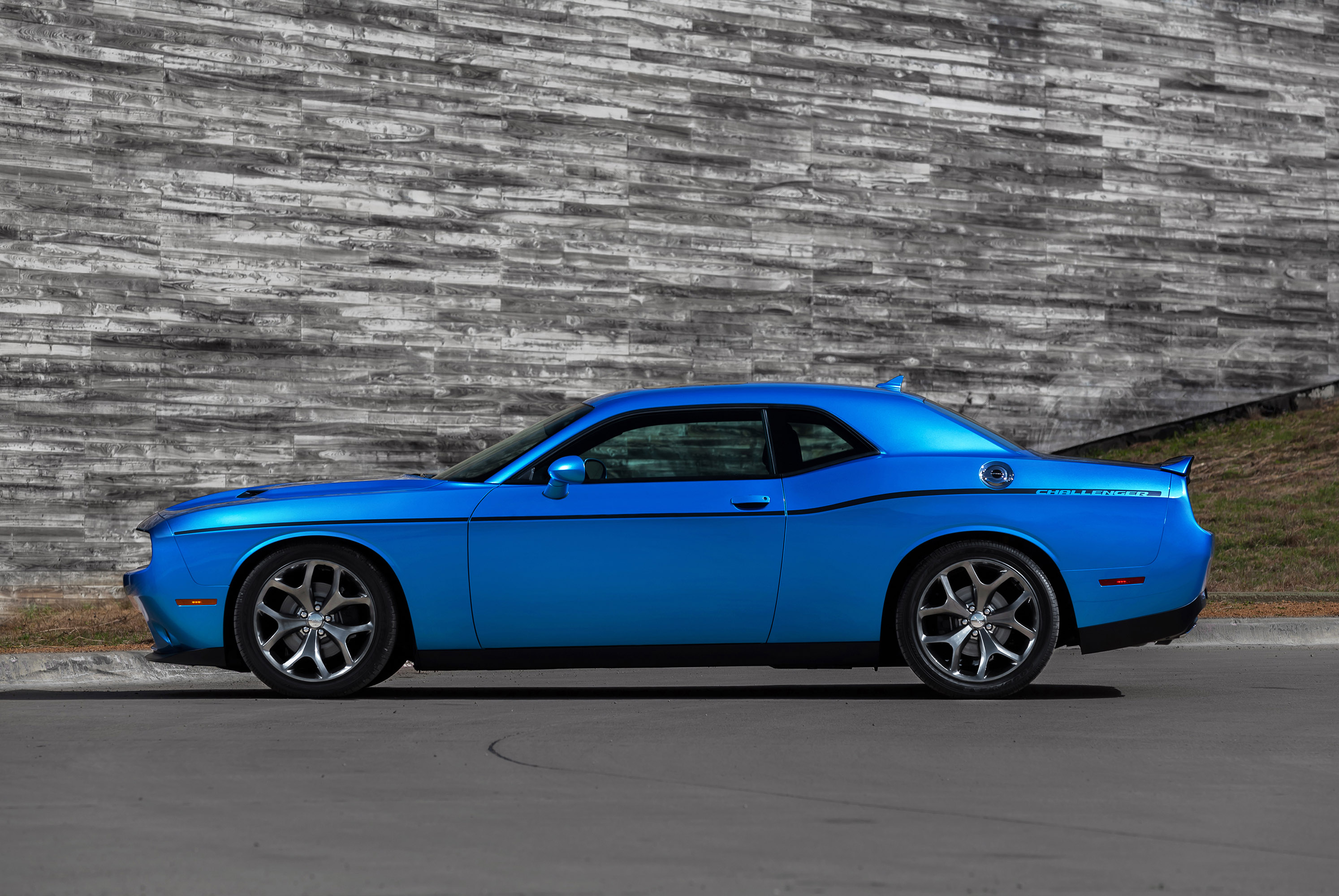 Mopar Customizes 2015 Dodge Challenger And Charger
