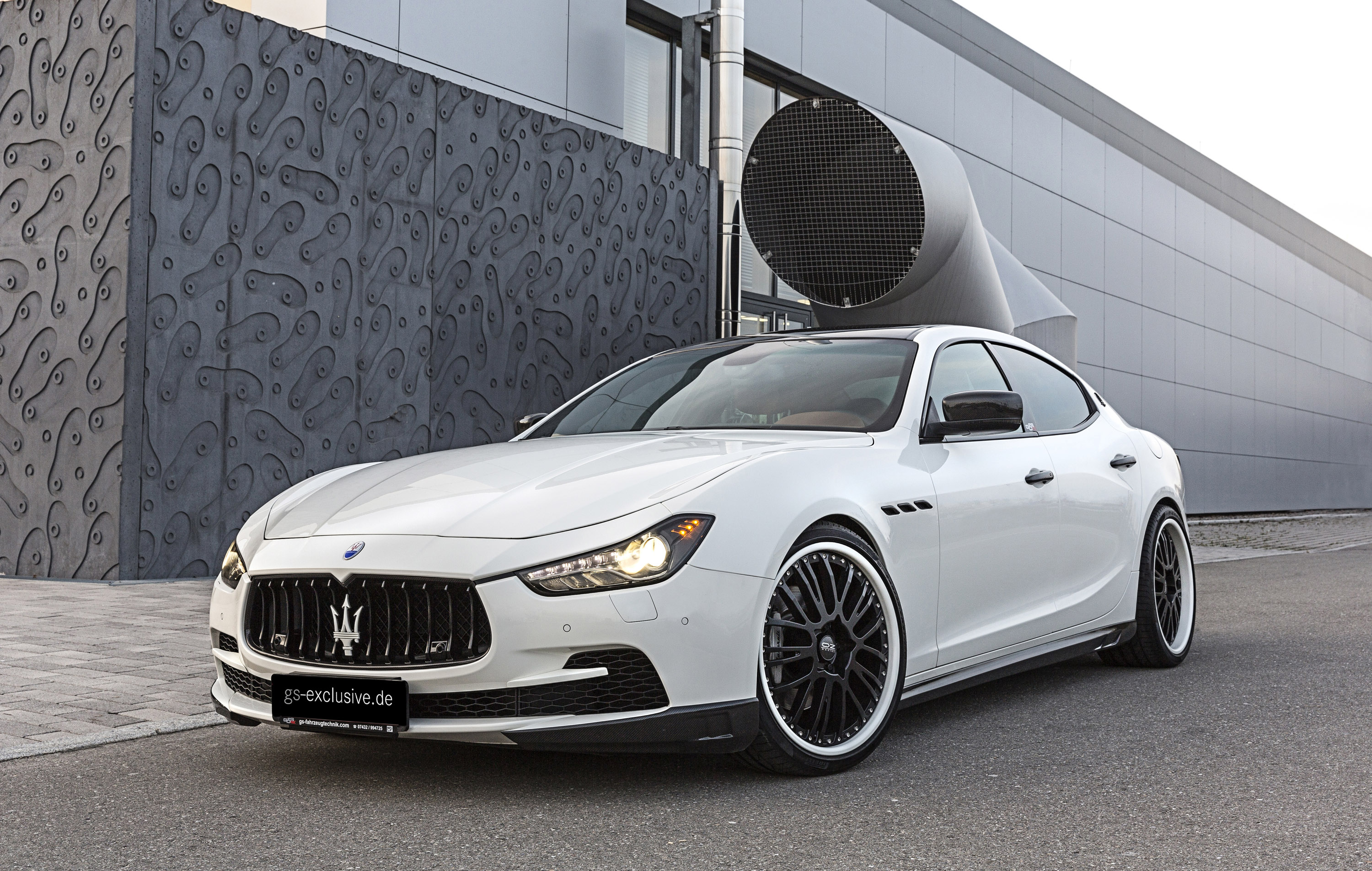maserati ghibli ride on