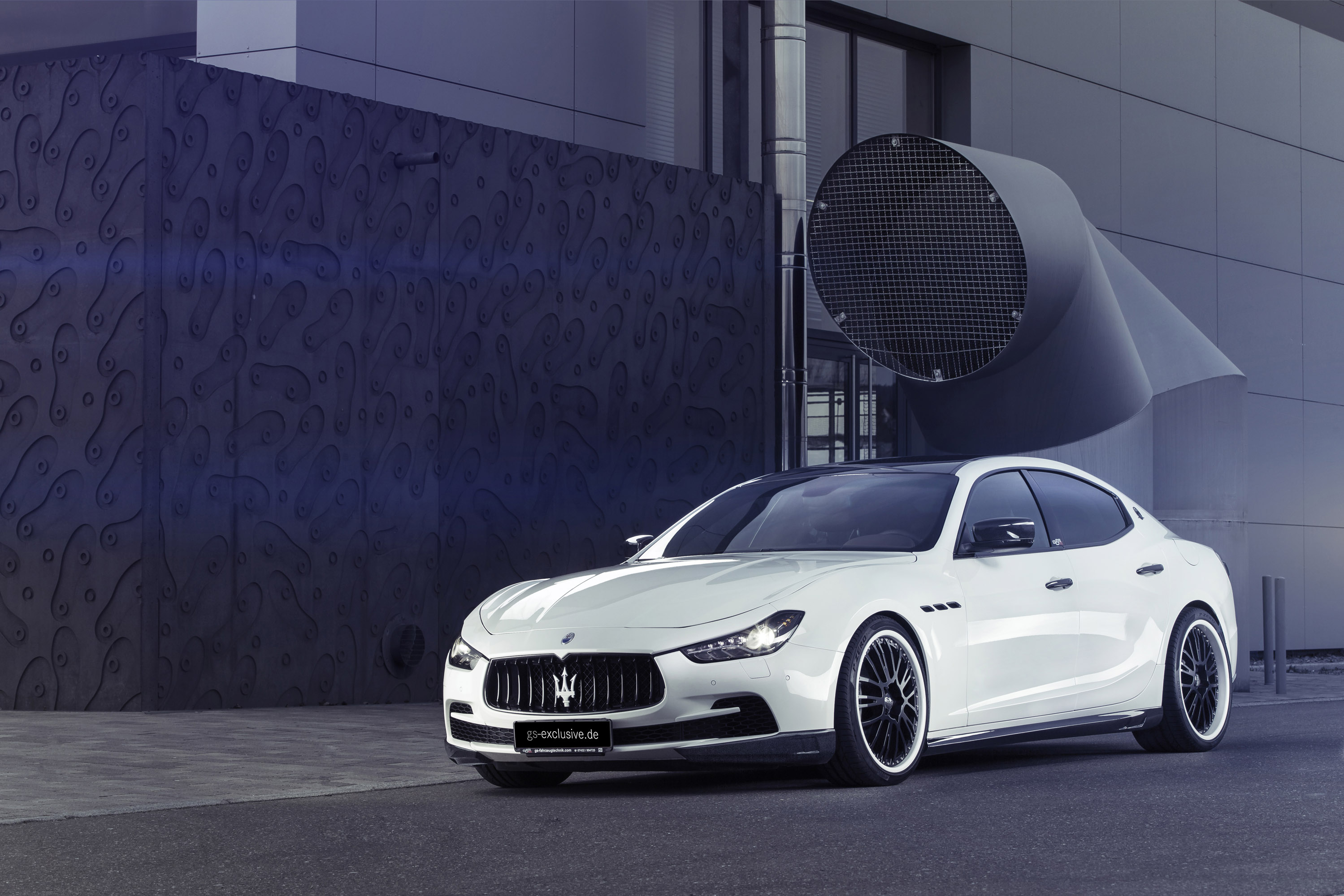 maserati ghibli ride on