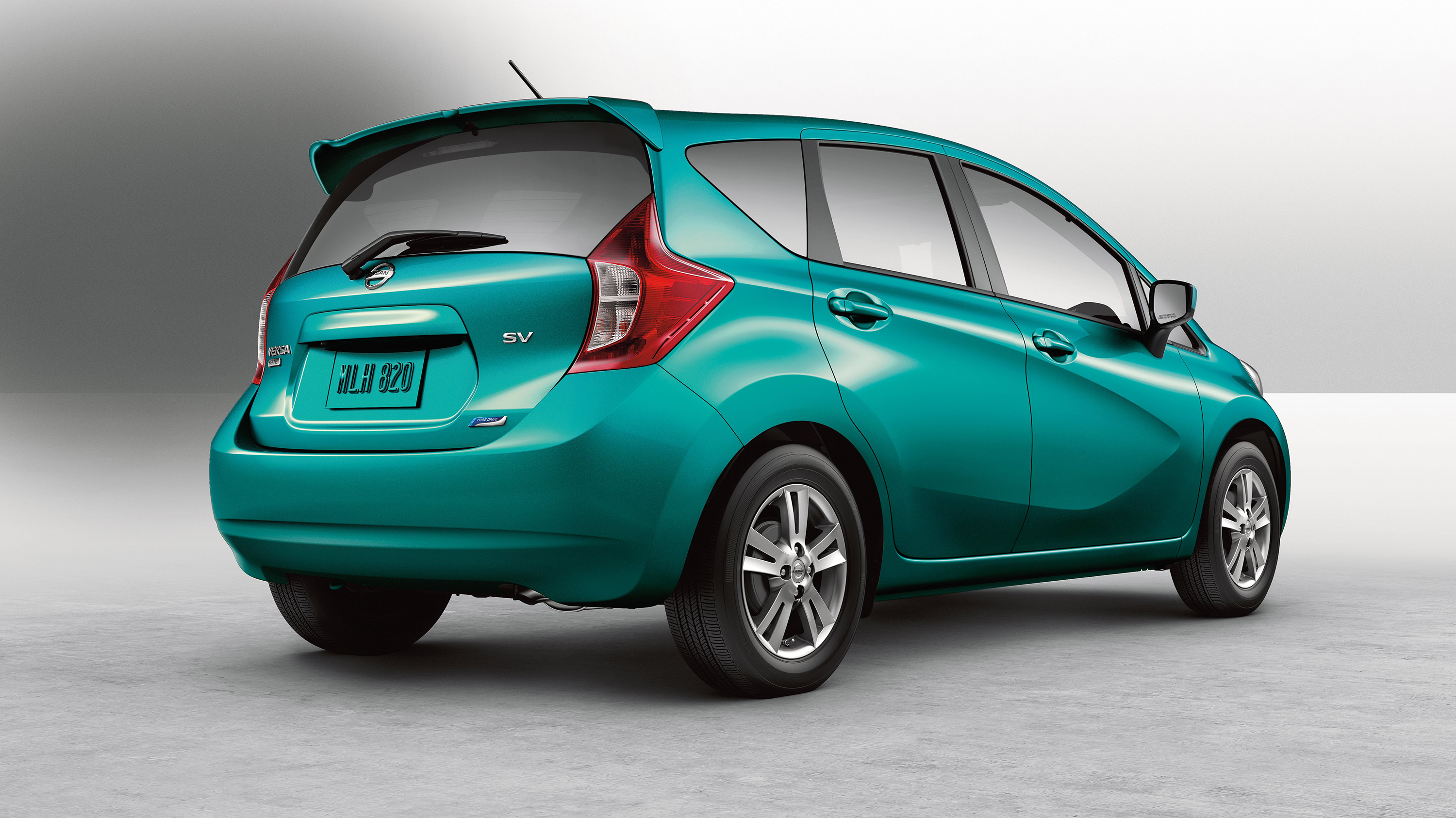 2015 versa note