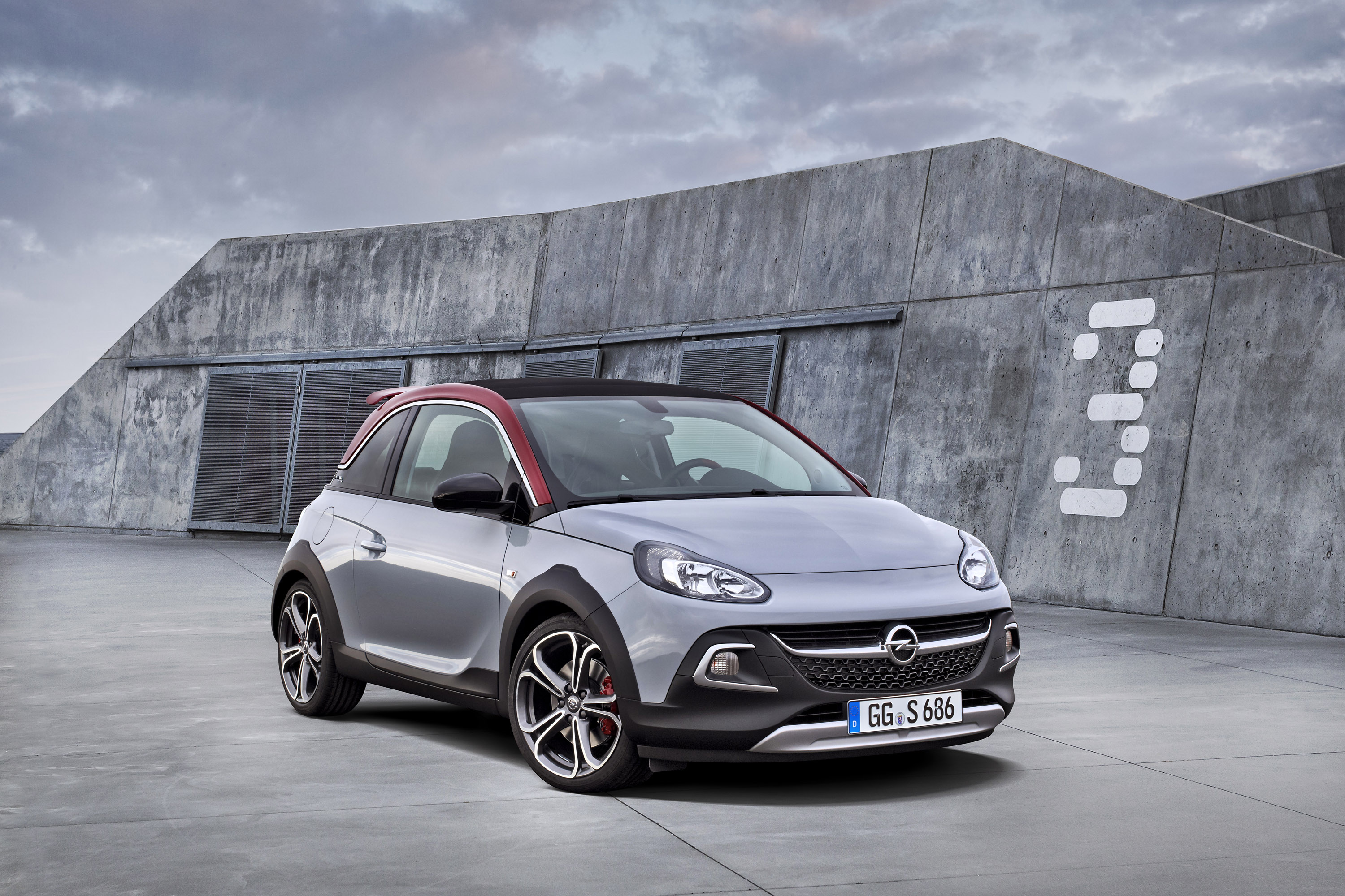 Opel ADAM ROCKS S Revealed