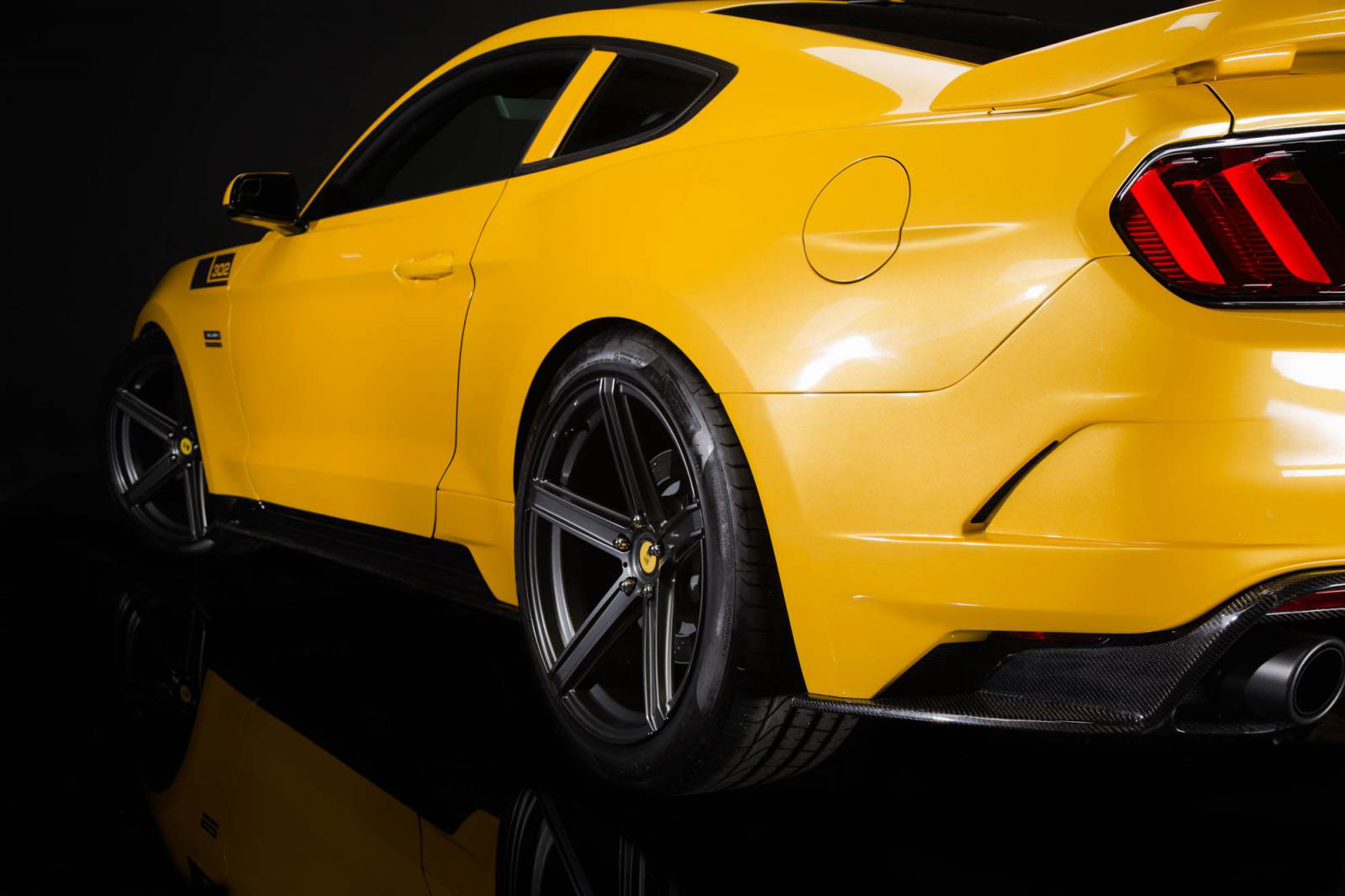 Nissan 370z black label