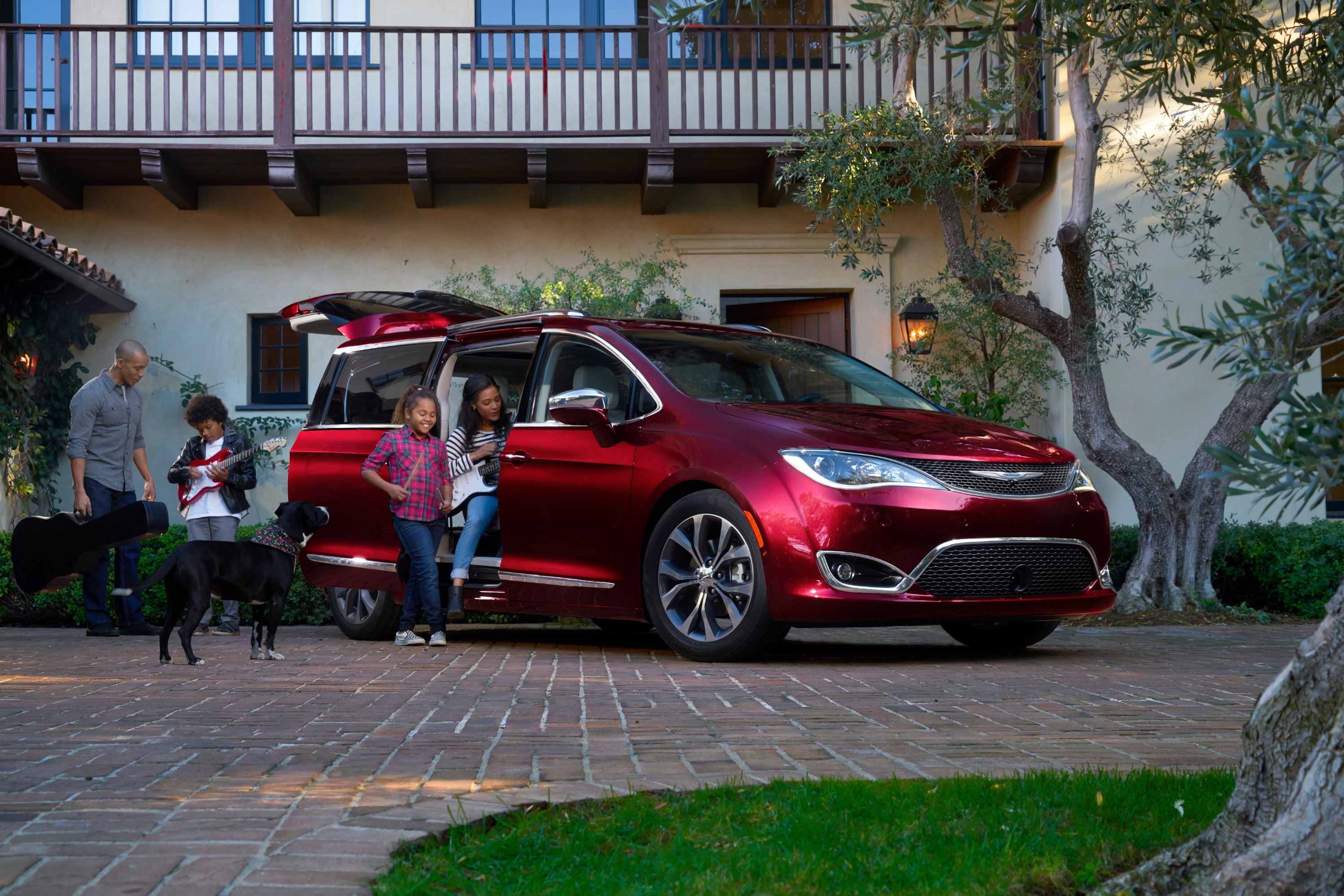 2017 Chrysler Pacifica Best Among the Rest!