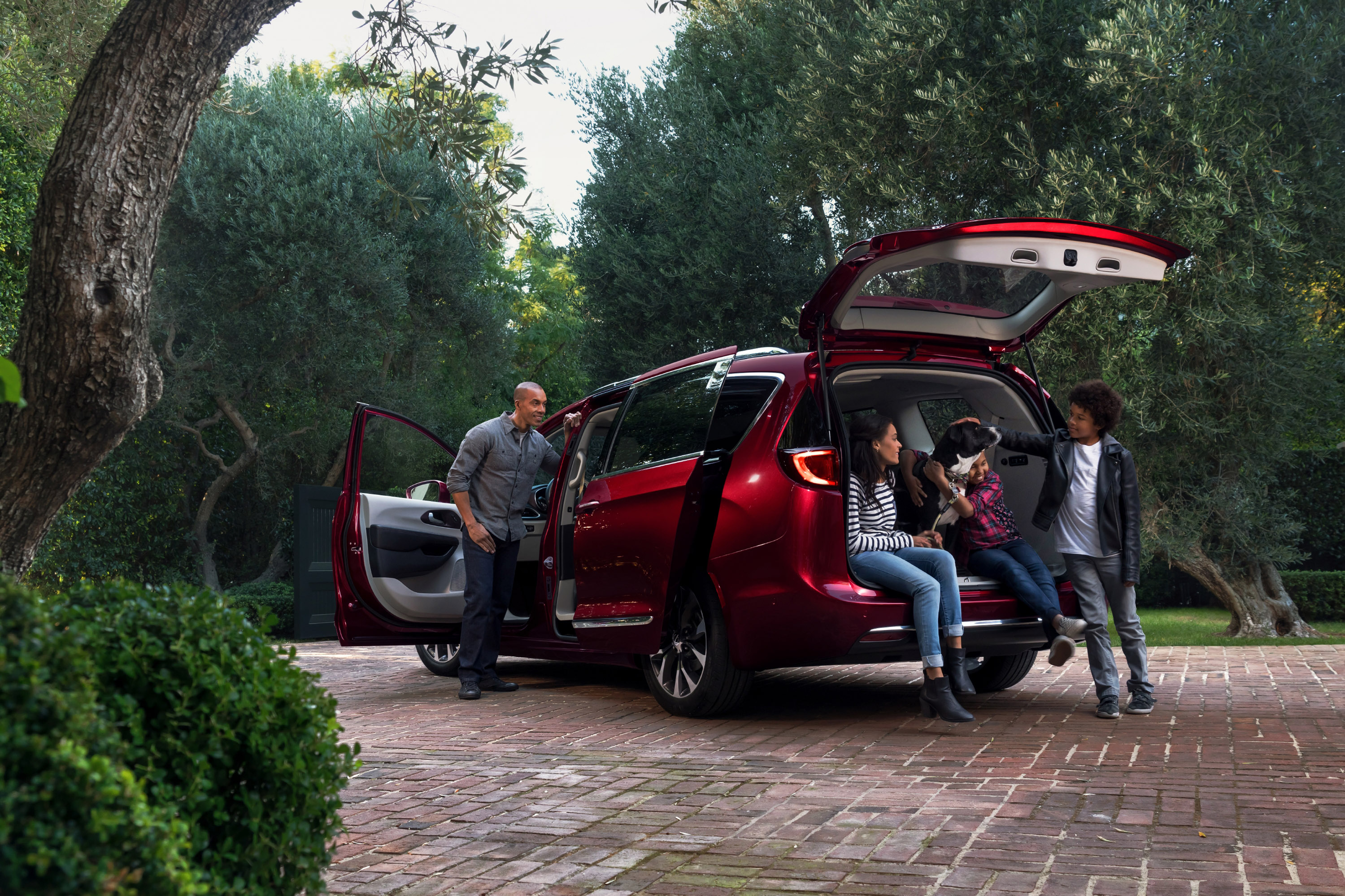 What is the weight of a chrysler pacifica #3