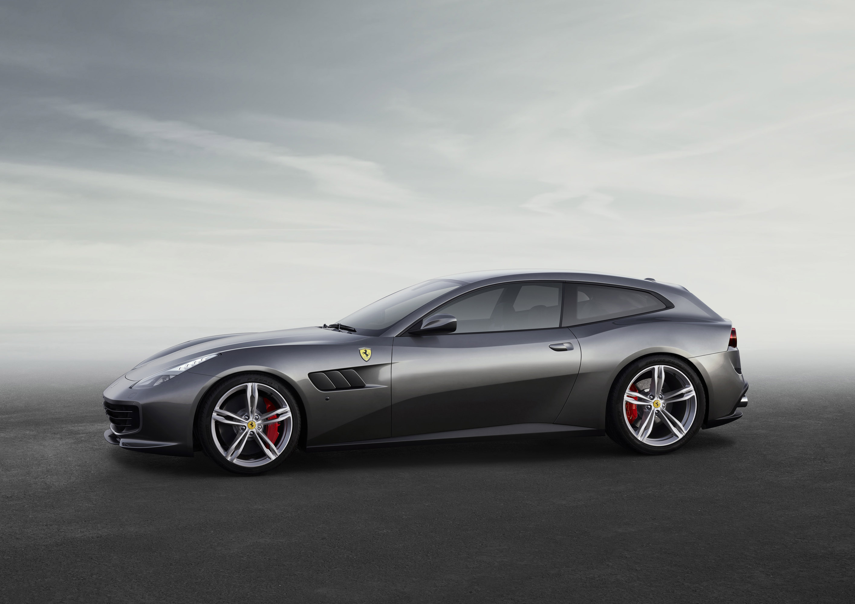 ferrari 4 seater