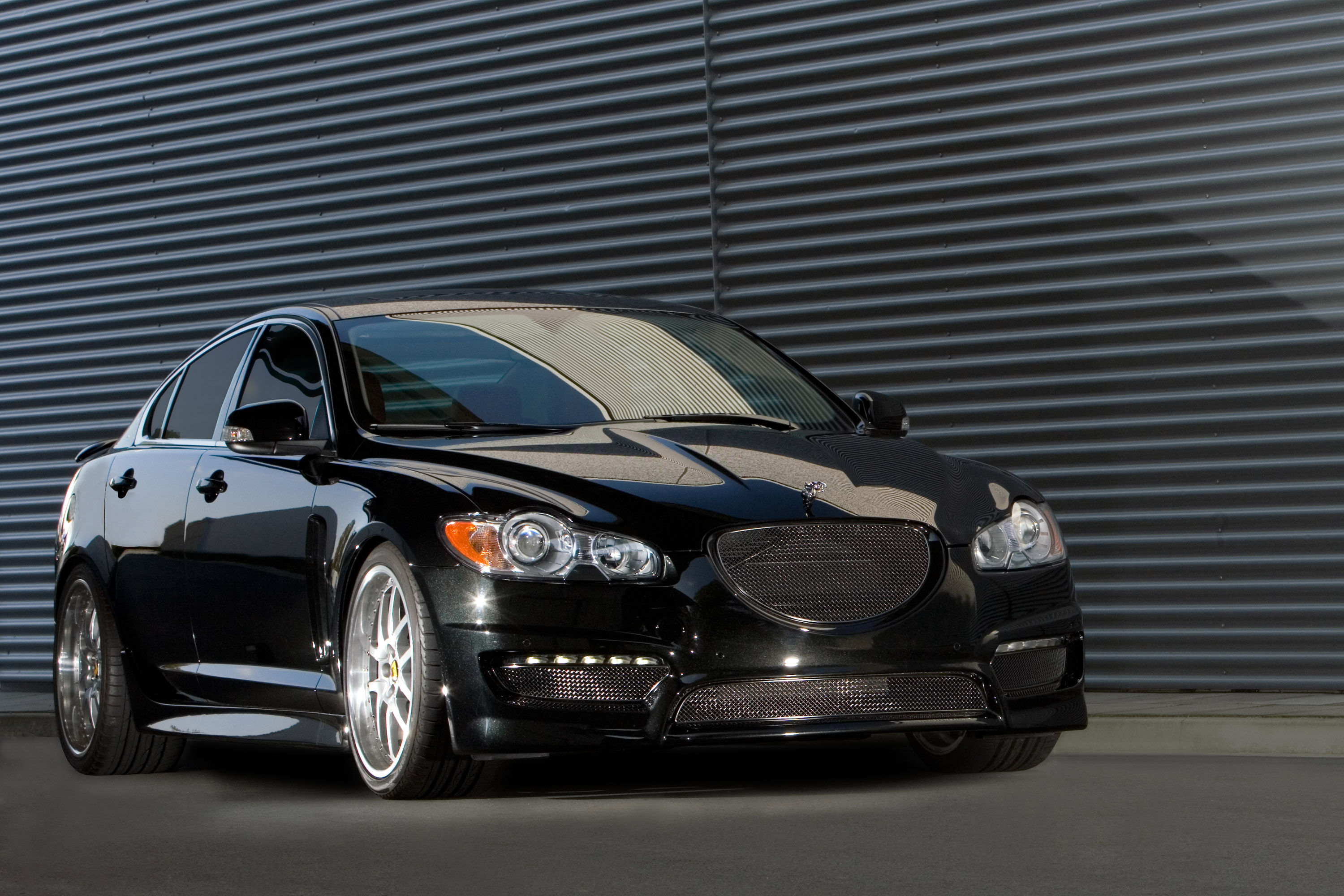 jaguar xf black