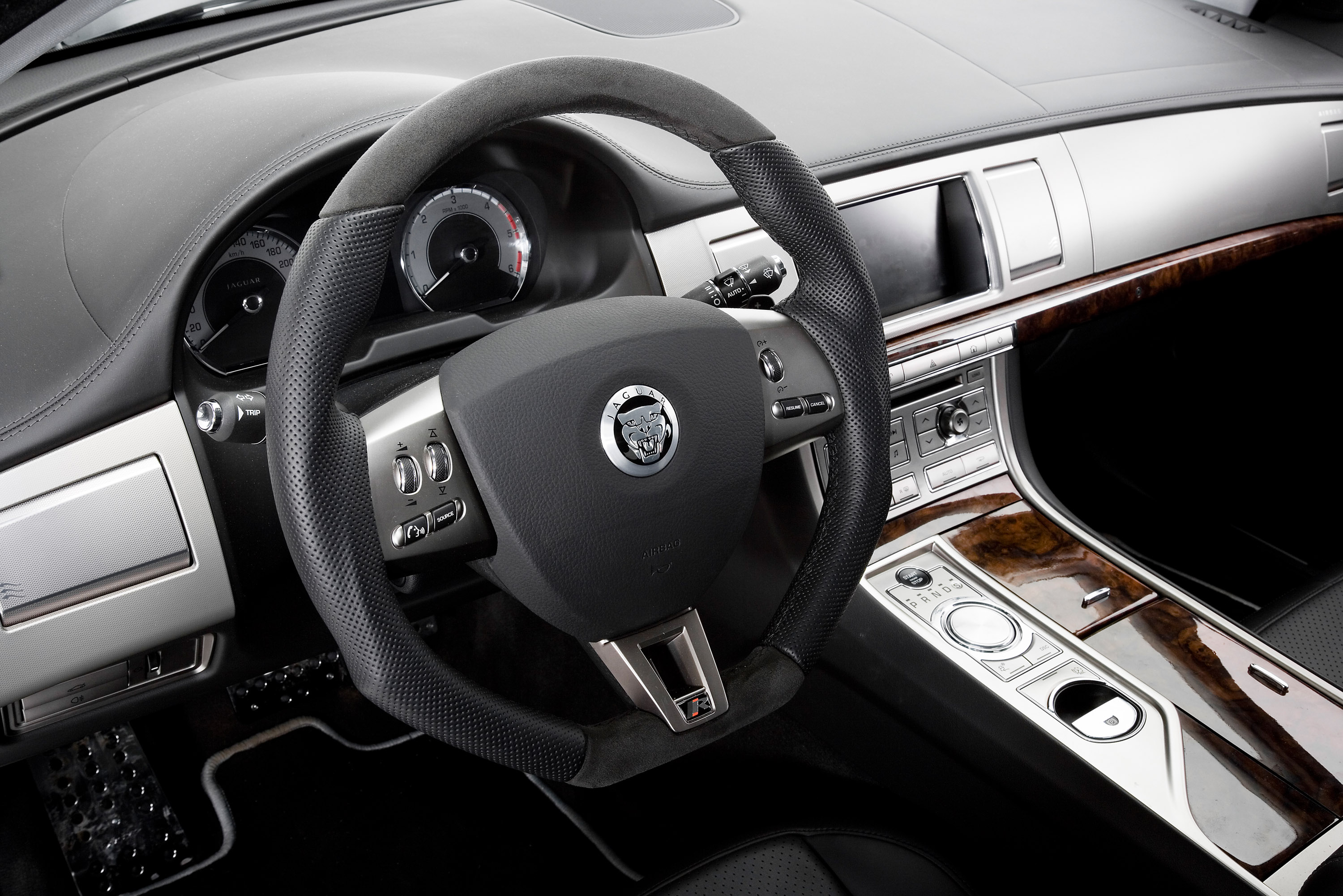 Cragle blog: jaguar steering wheel