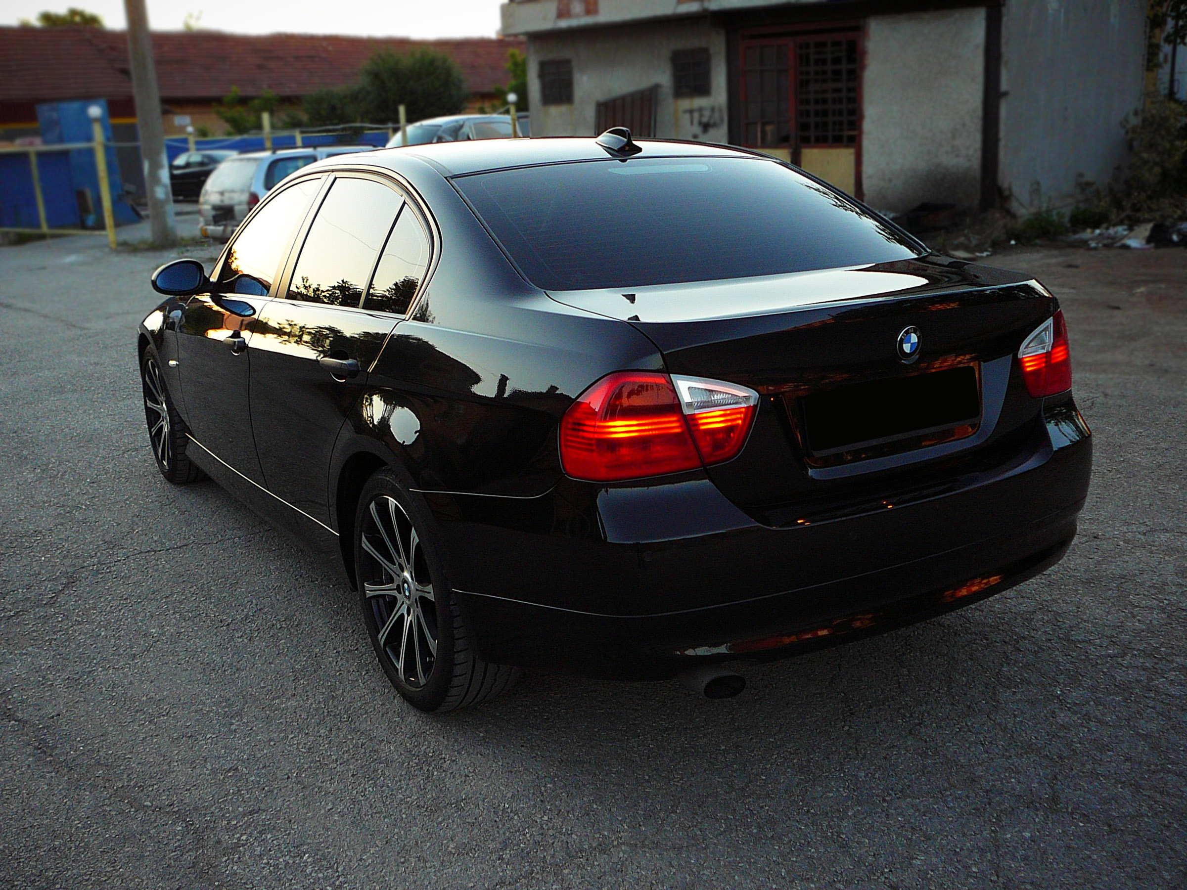 BMW E90 320d Test Drive