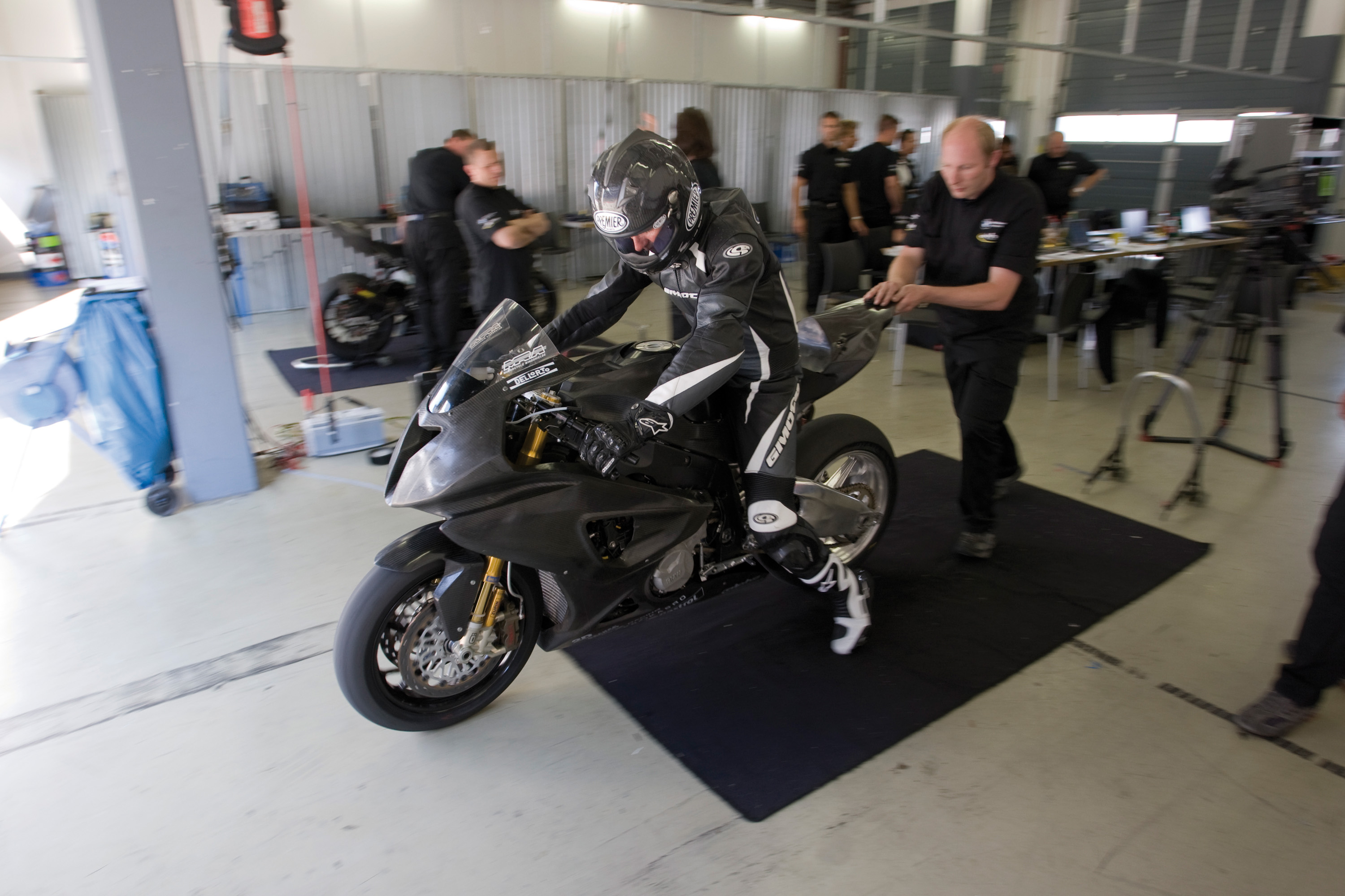 BMW S 1000 RR - Picture 5177