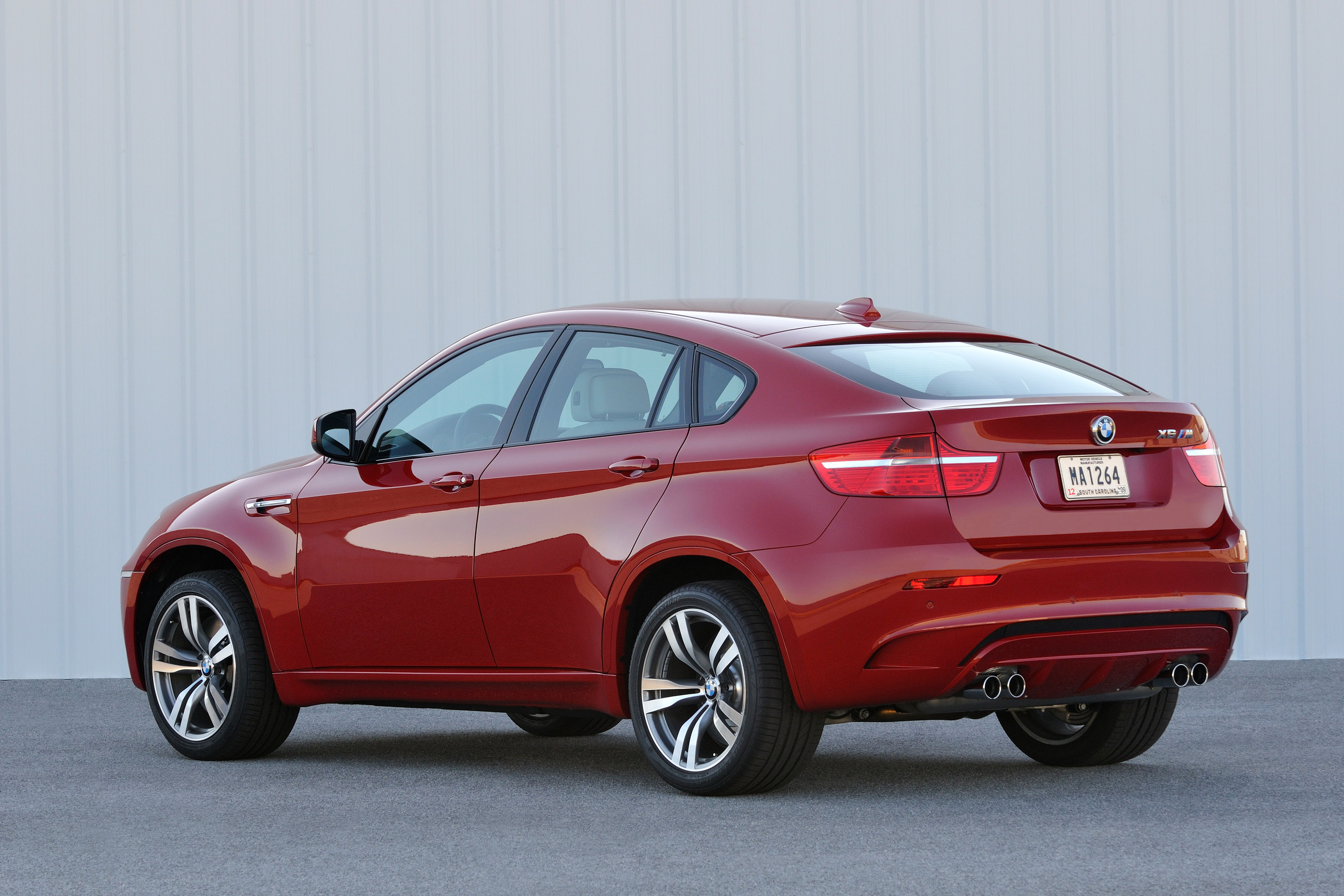 Bmw x6m vs porsche cayenne turbo #7