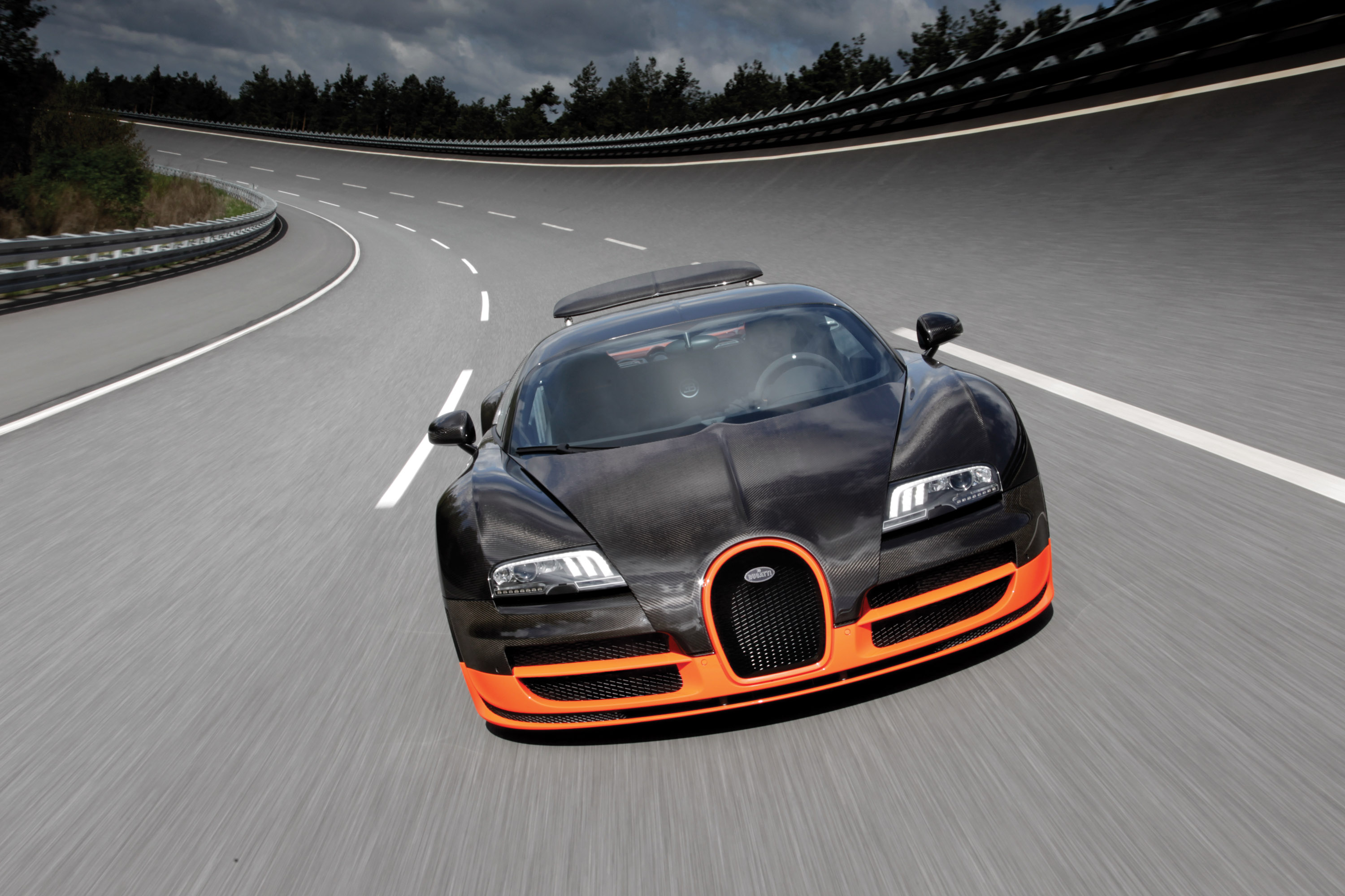 Bugatti Veyron 16.4 Super Sport Picture #8