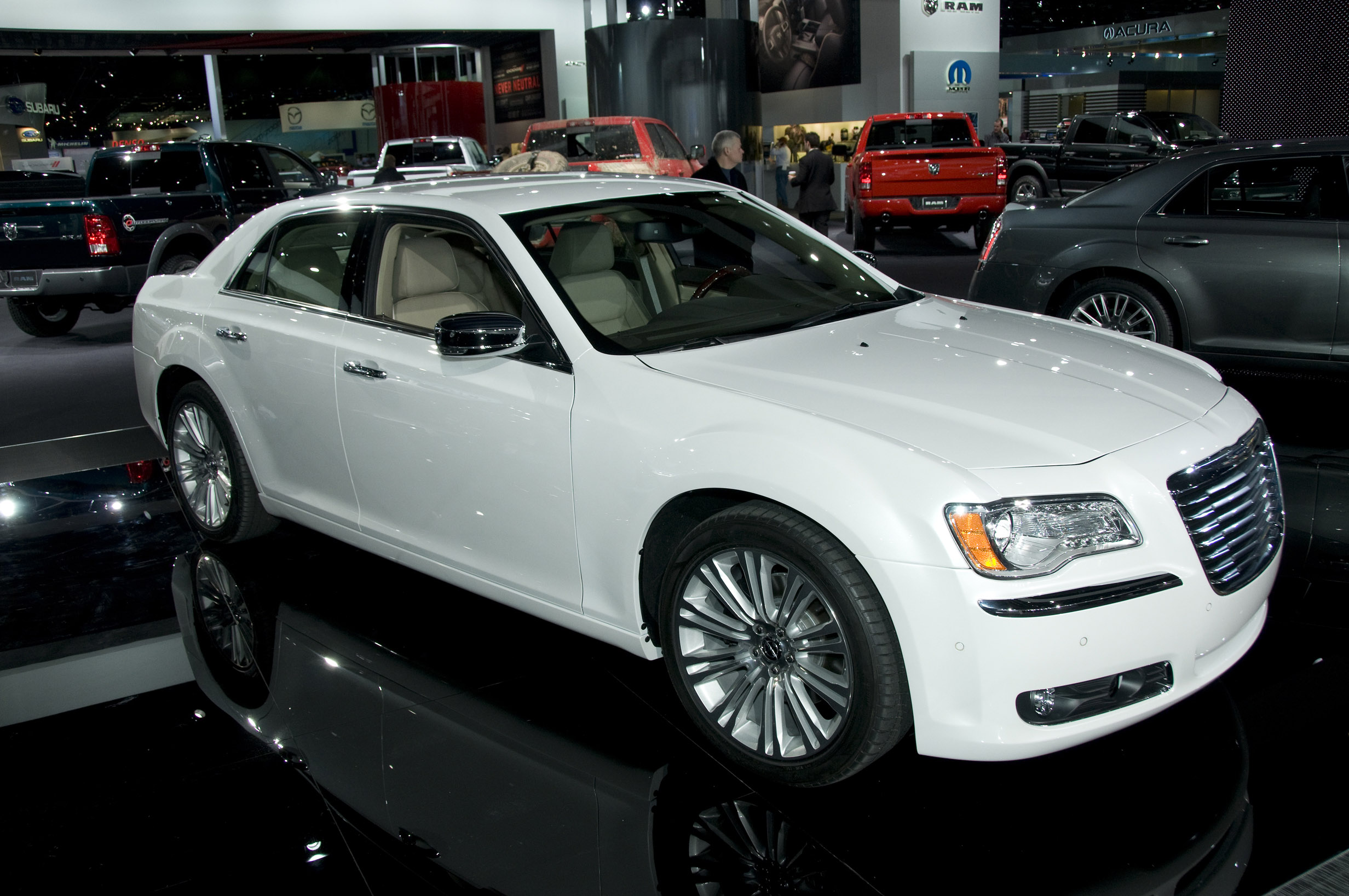 Chrysler 300c photo gallery #4