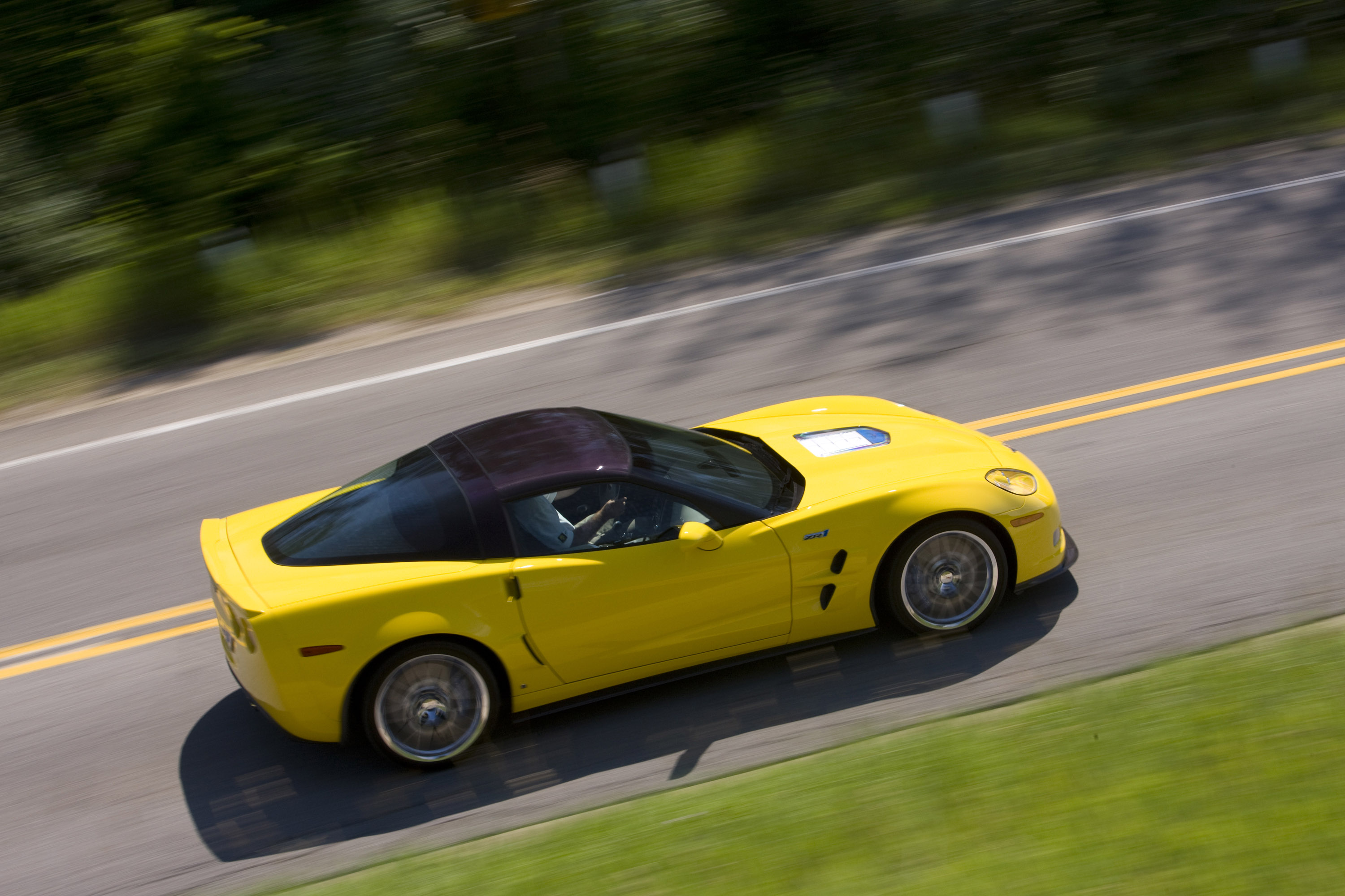2012 Nissan gtr vs corvette zr1 #8