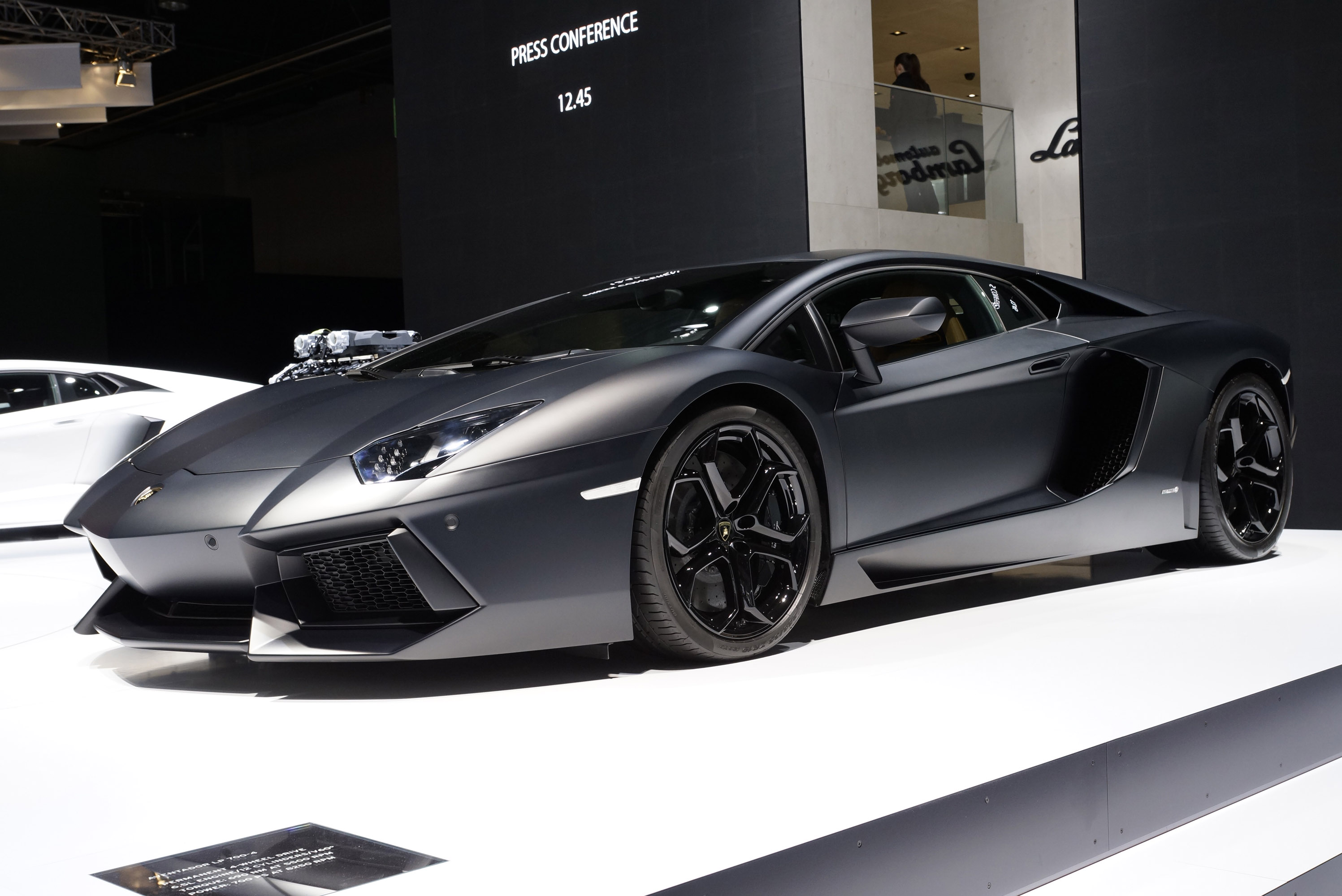 lamborghini-aventador-lp-700-4-frankfurt