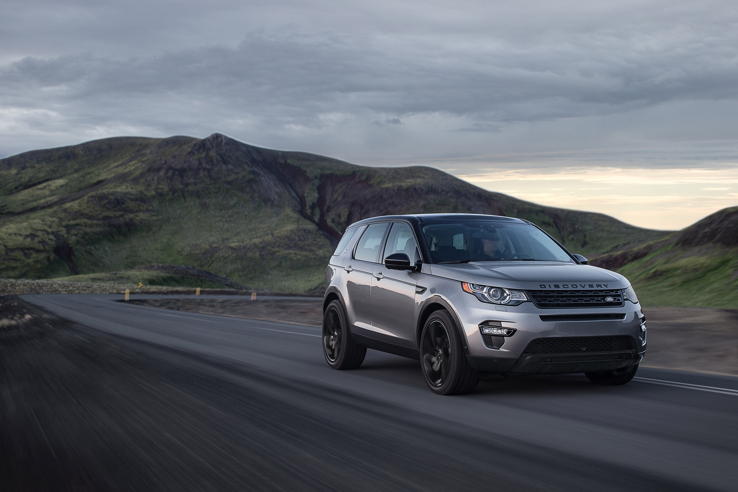 Land Rover Discovery Sport Revealed