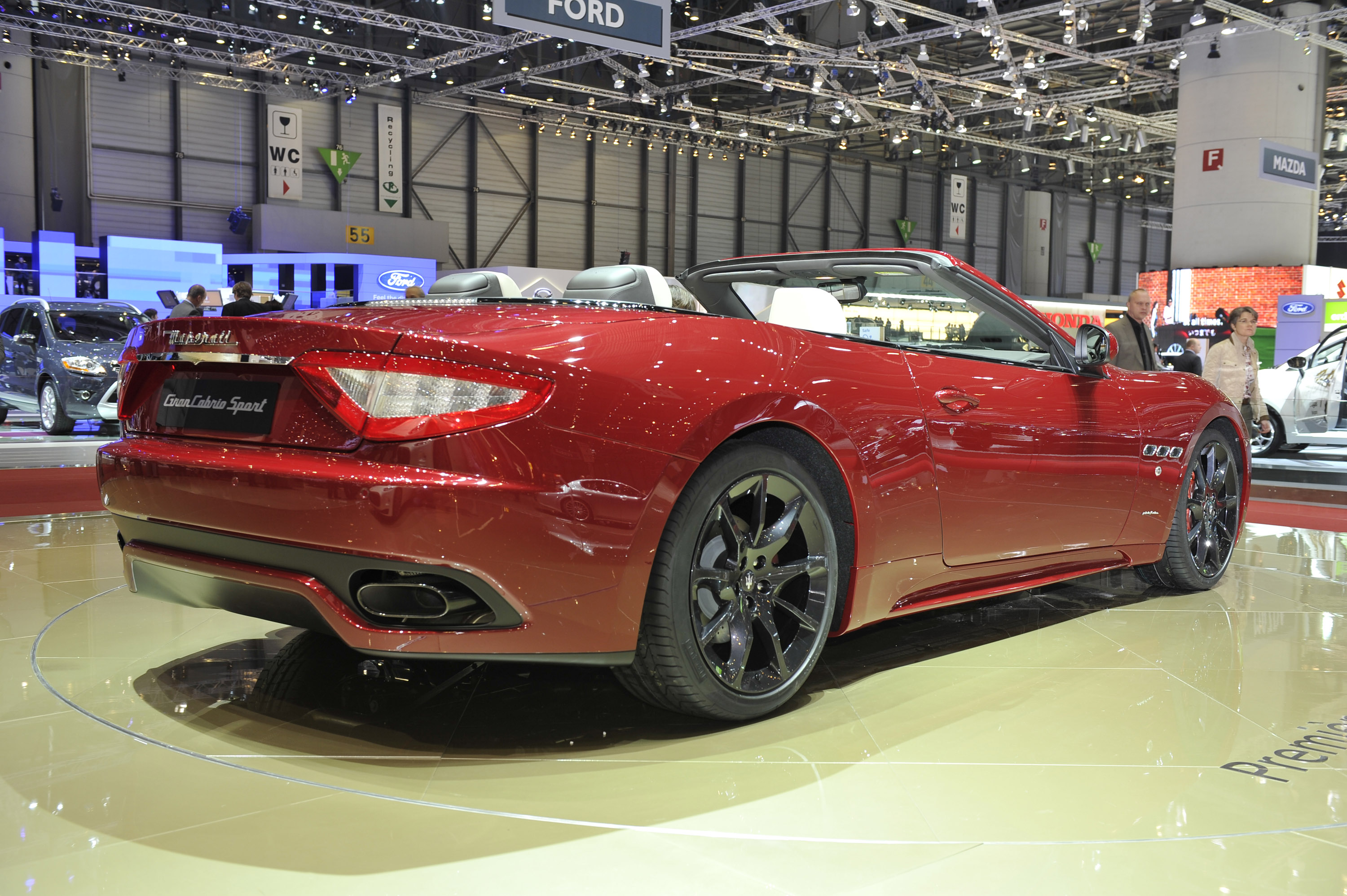 Maserati+grancabrio+sport+2011