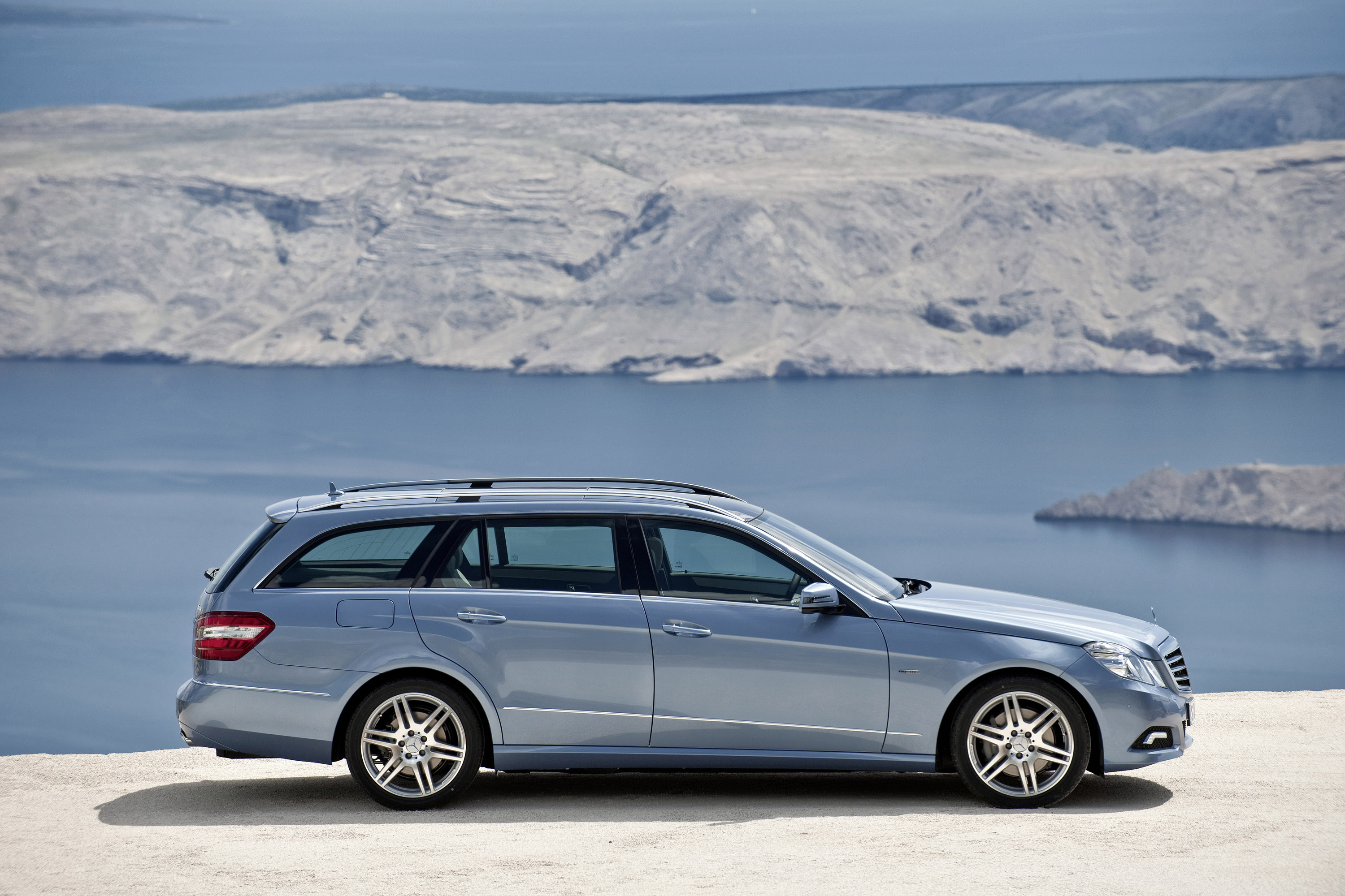 Skoda superb combi vs mercedes #4