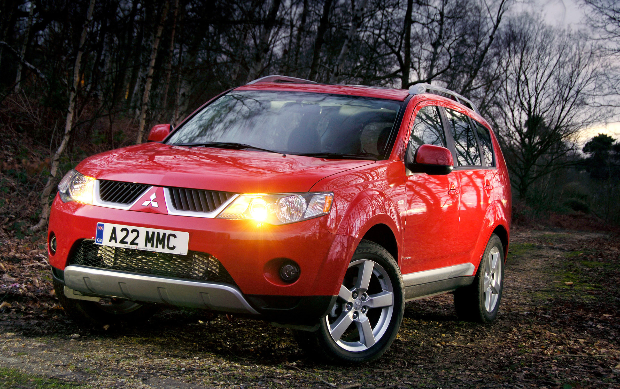 Mitsubishi Outlander range grows by 2