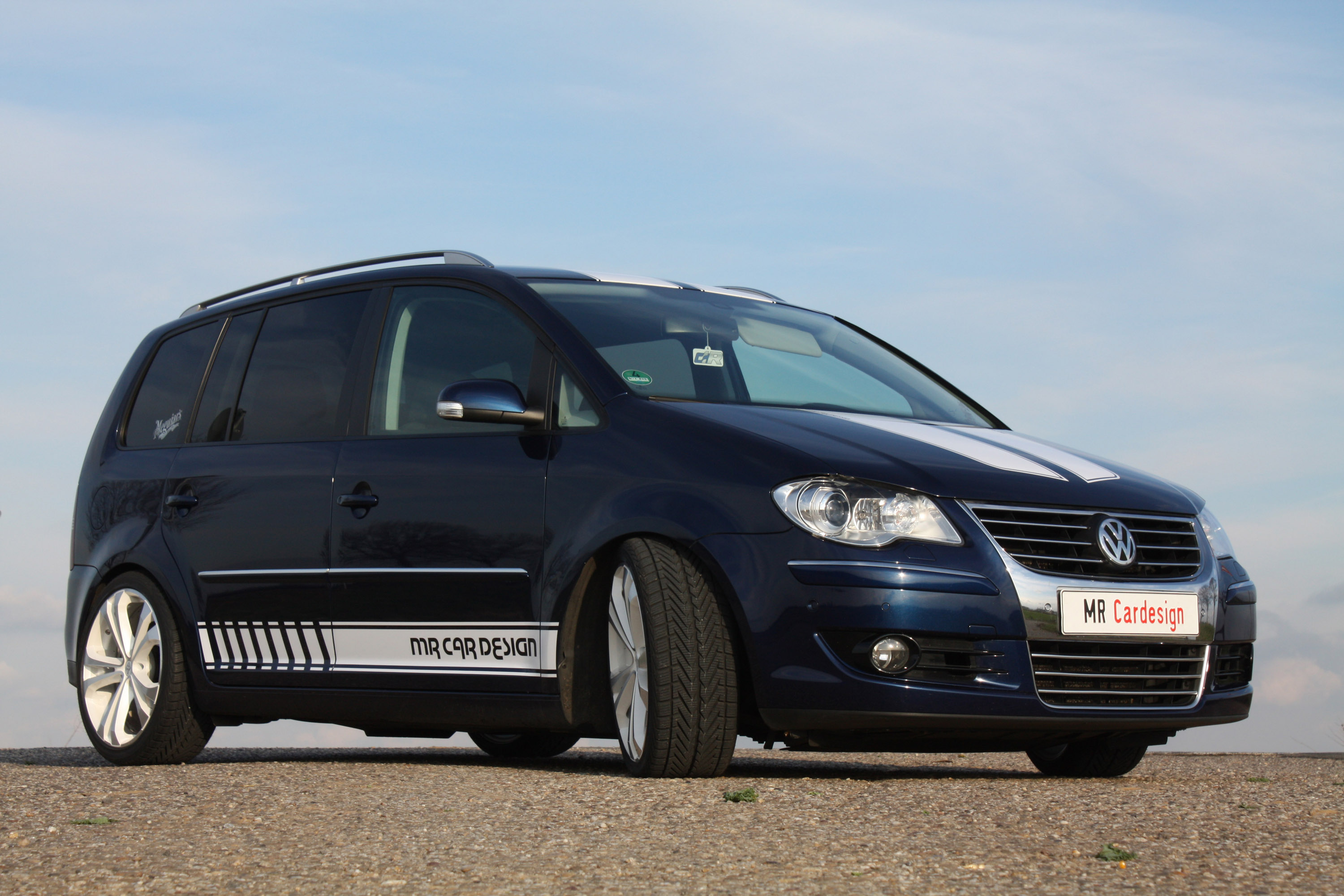 vw touran hulk car