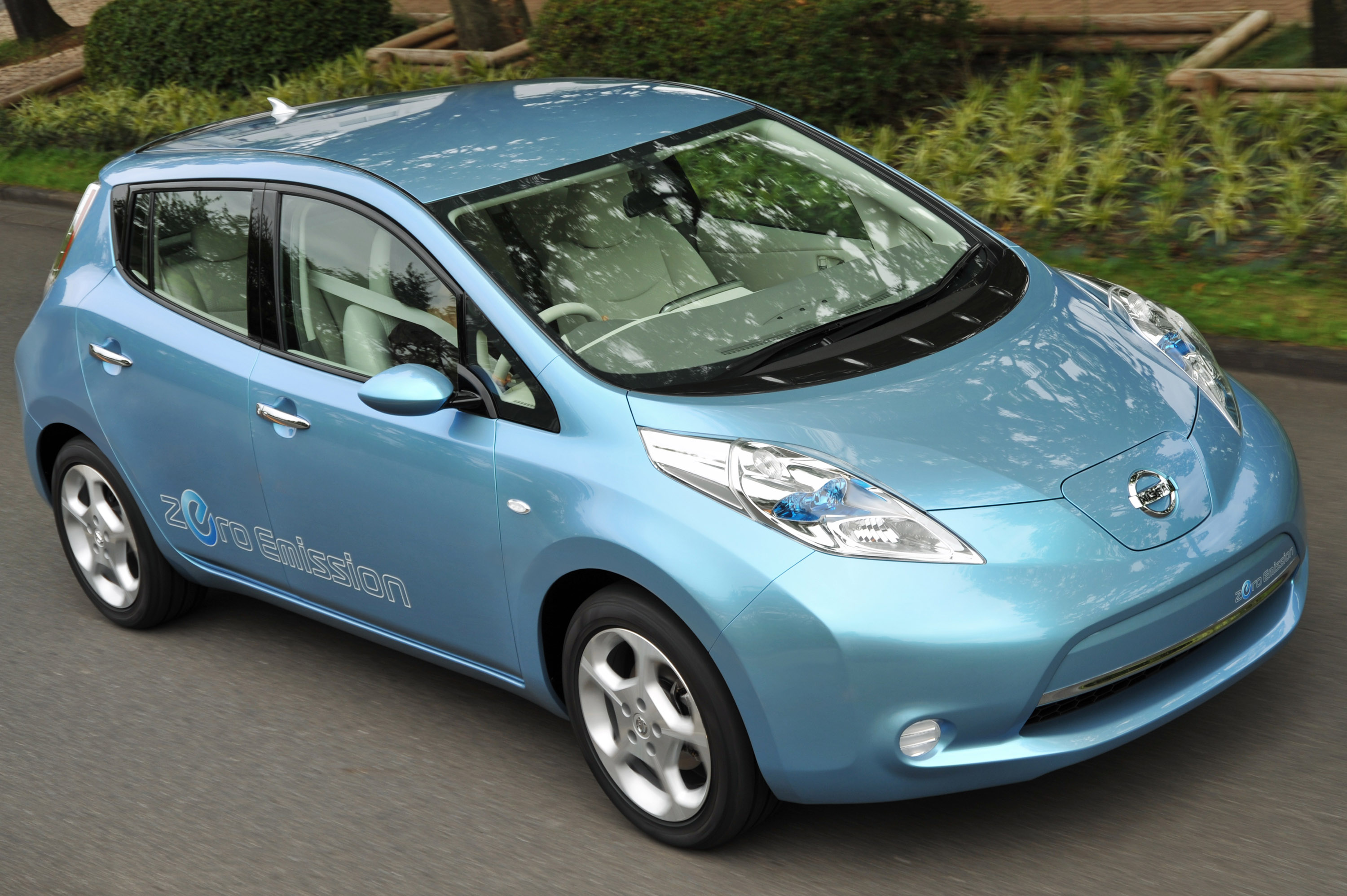 Nissan zero emission car price #4