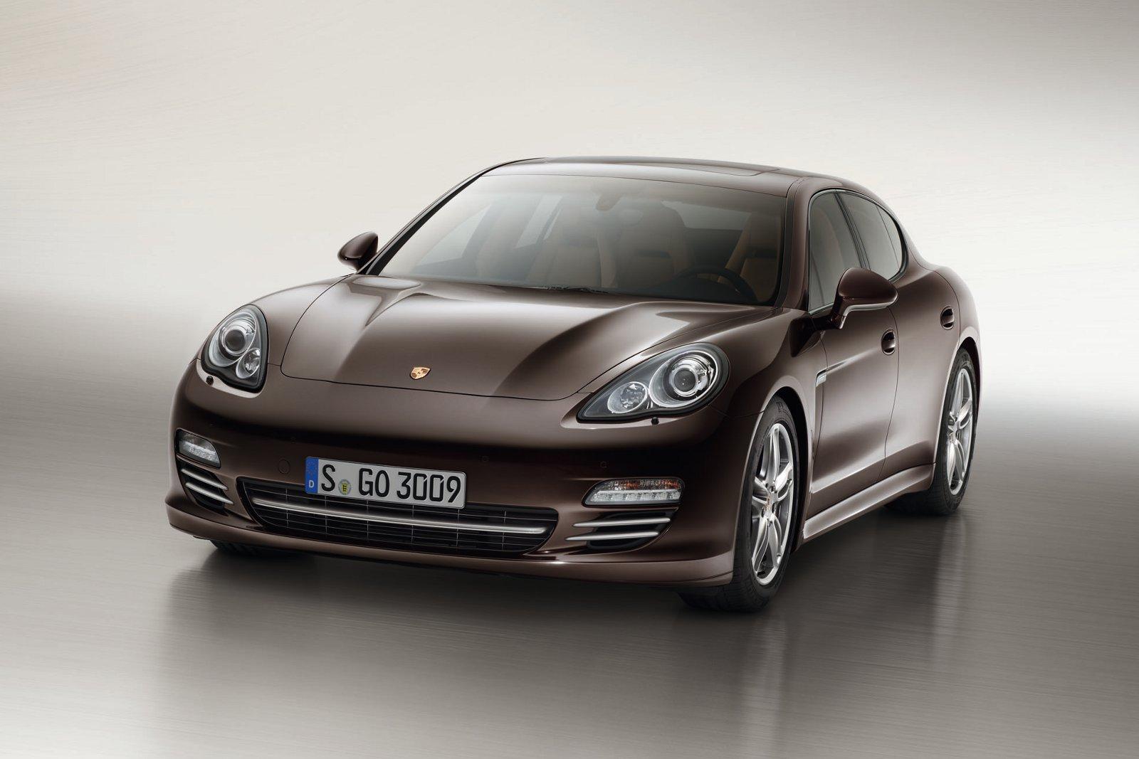 Porsche Panamera Platinum Edition €79,707