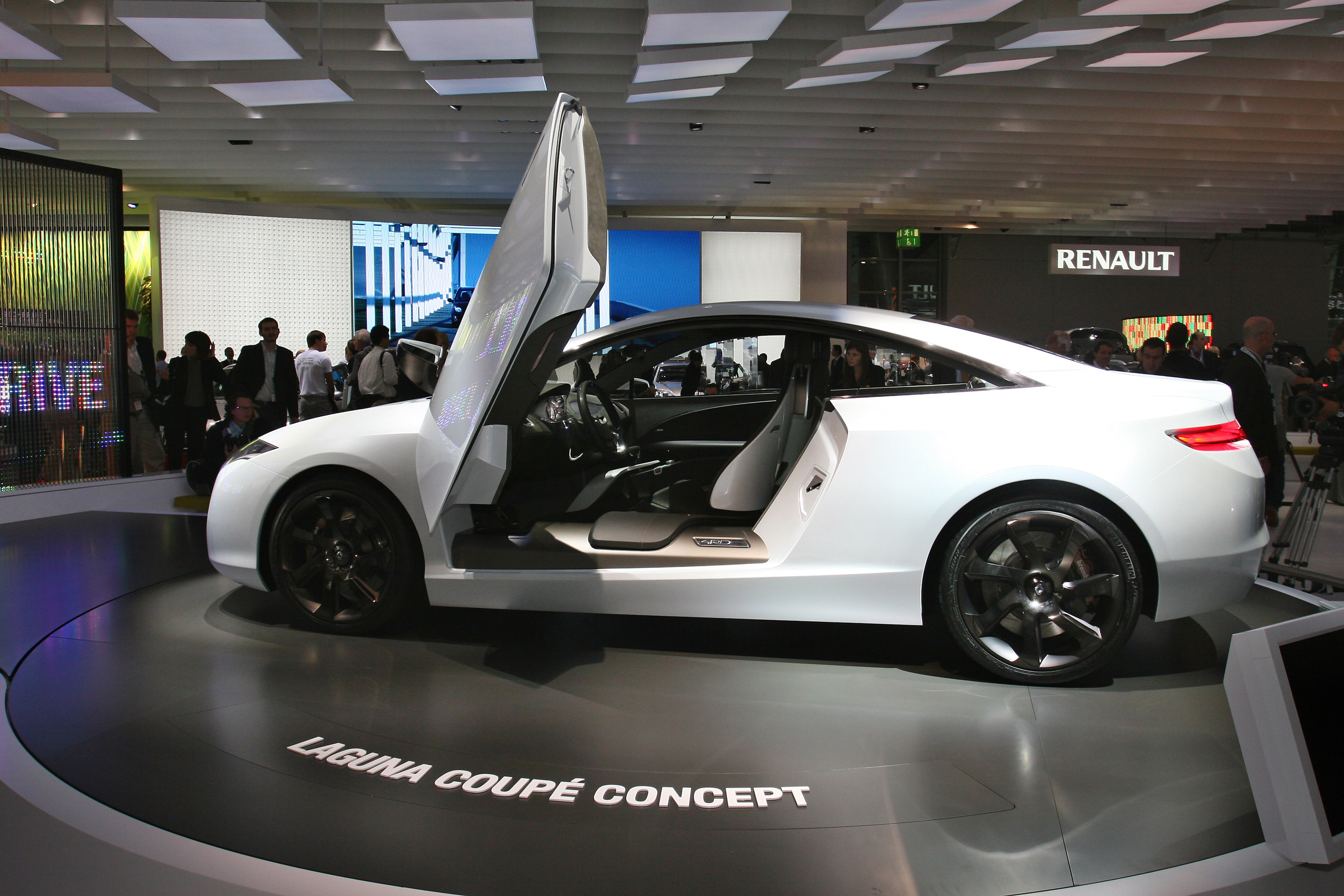 Renault Laguna Coupe Concept Frankfurt 2011 - Picture 59064