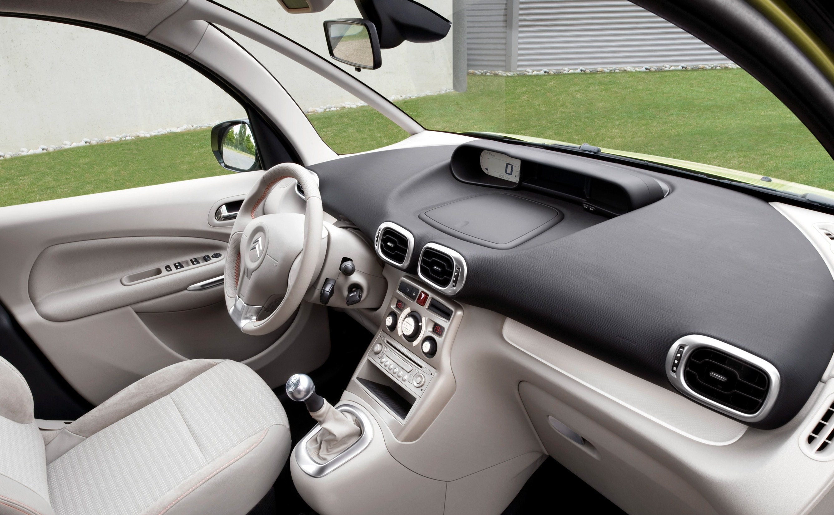 Citroen C3 Picasso 2009 08.