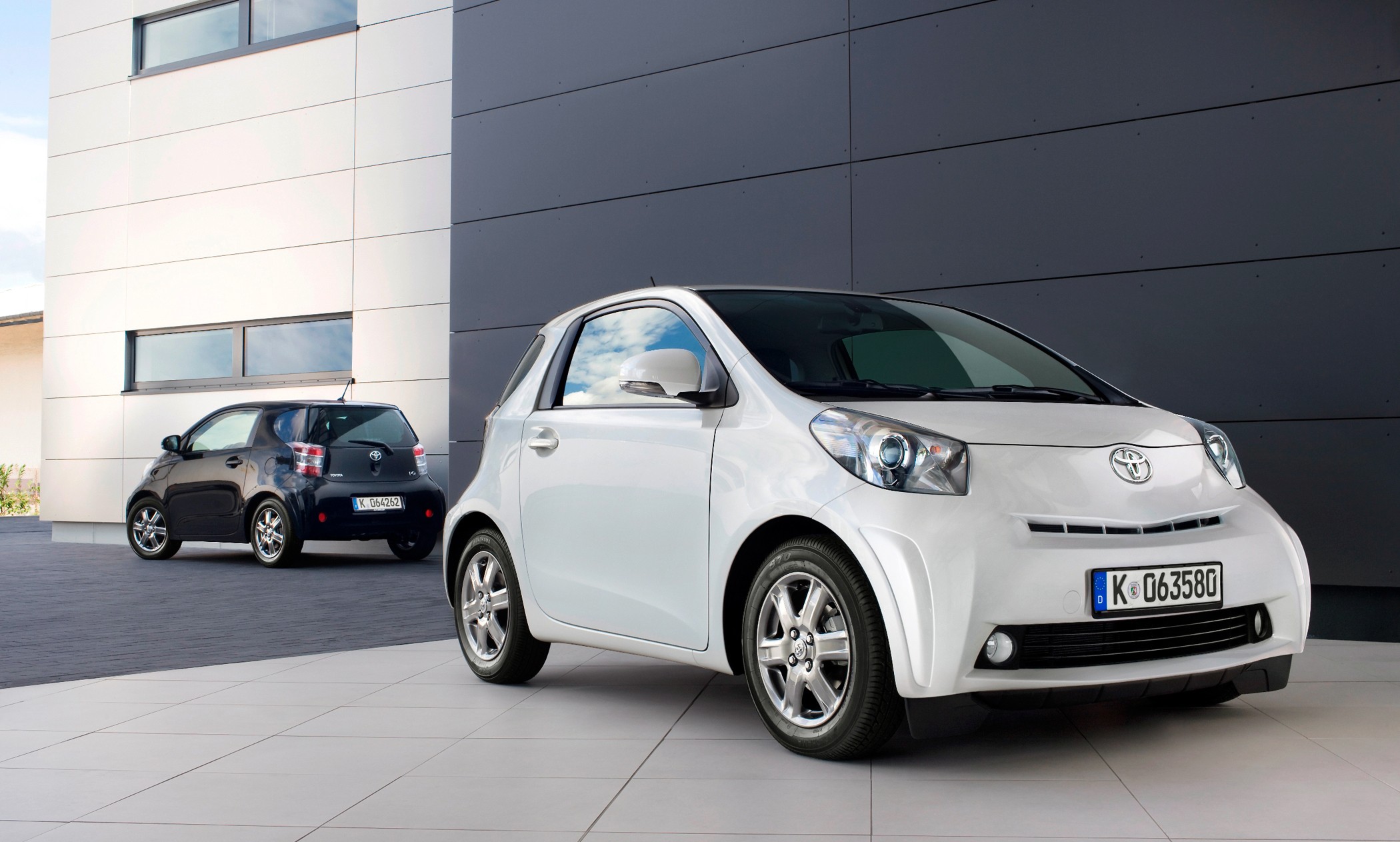 toyota iq urban #5