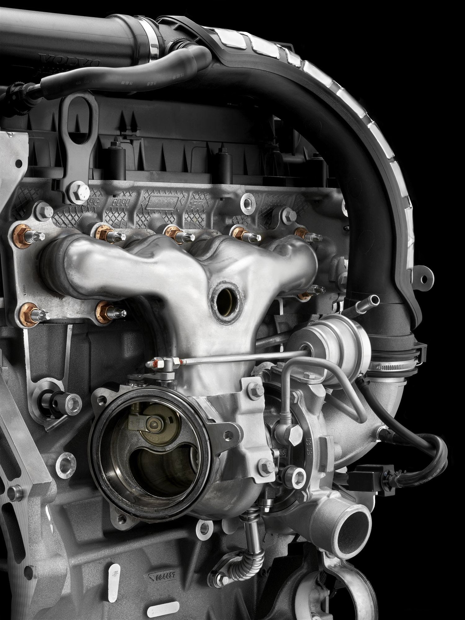 Volvo announced new efficient 2litre GTDi engine with unique turbo system
