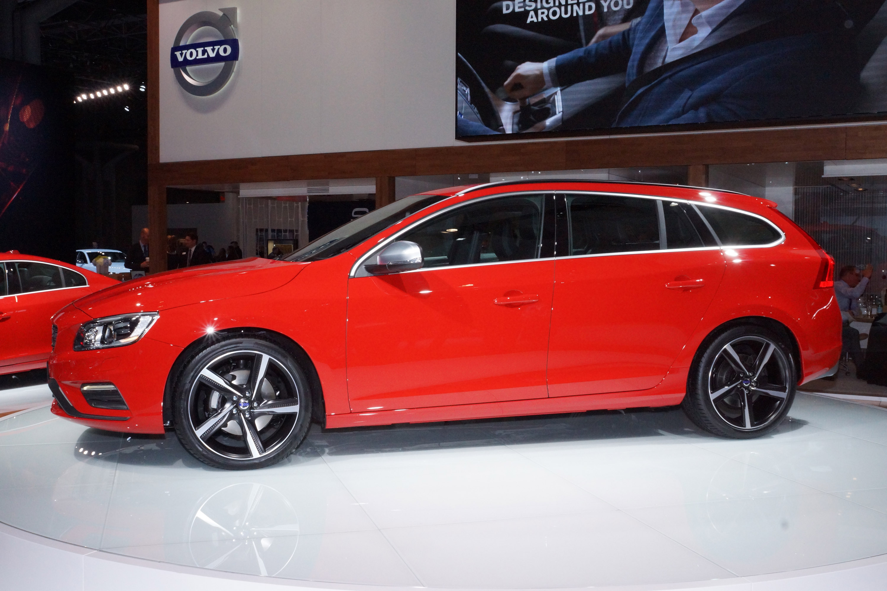 Volvo v60 r design 2013