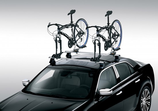 2012 Lancia Thema and Voyager Accessories Picture 2